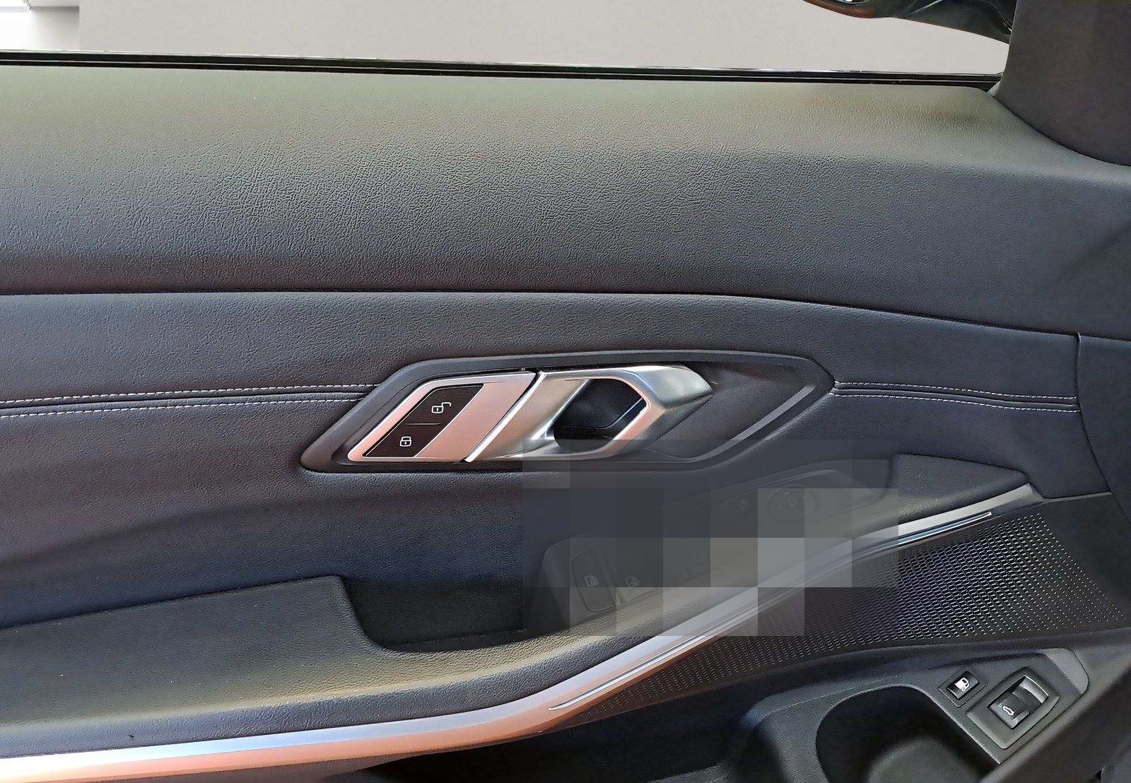 BMW 330e Touring Navi AHK Kamera Pano.Dach foto 15