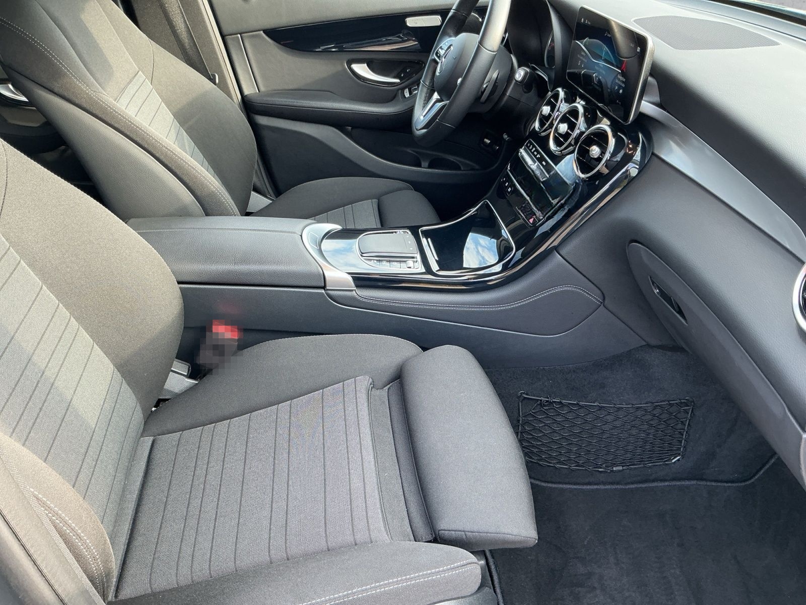 Mercedes-Benz GLC 200 4Matic LED+AHK+SHZ+TEMPOMAT+PARKLENK+ALU foto 13