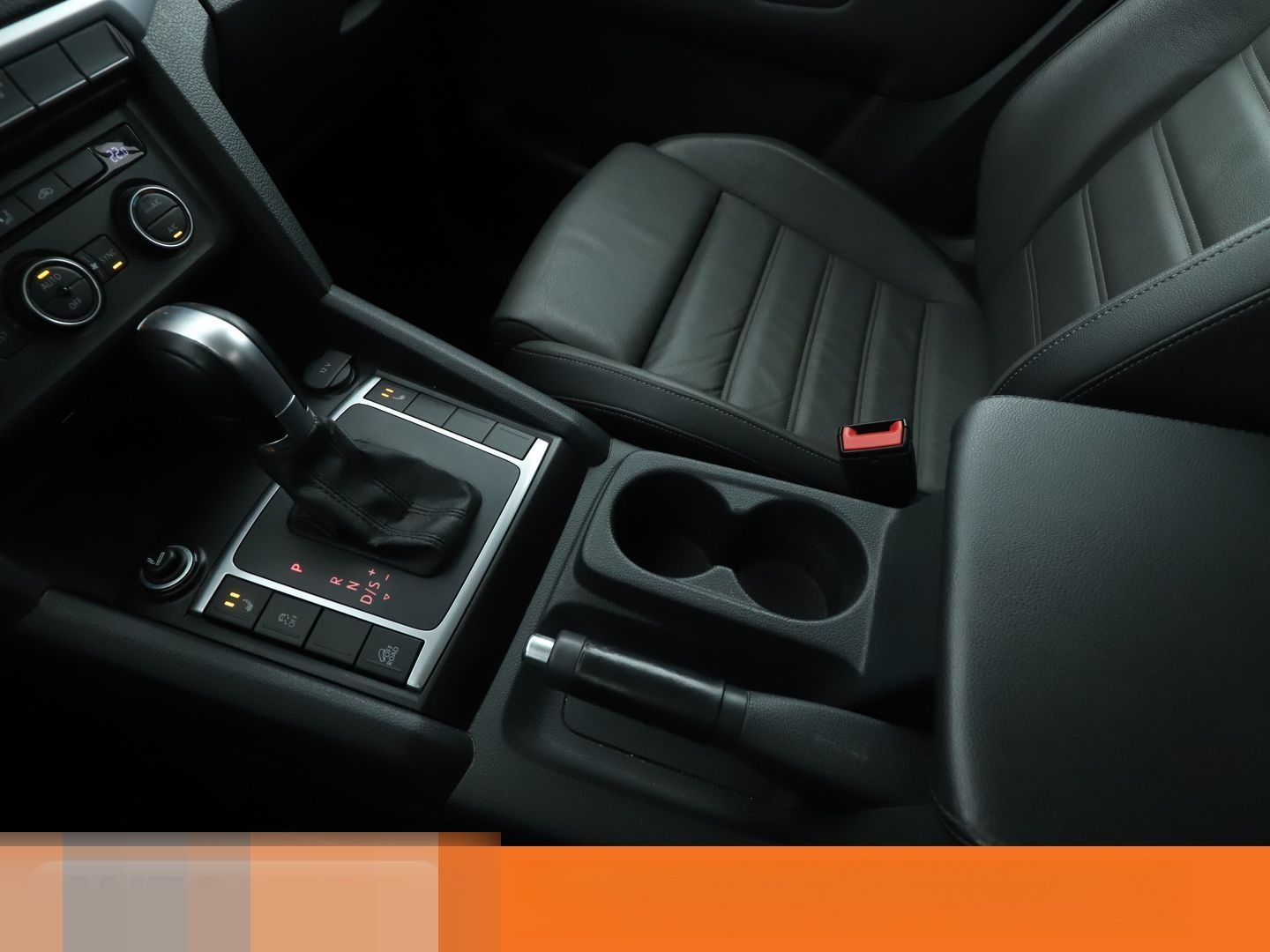 Volkswagen Amarok 3.0 V6 TDI Highline DoubleCab 4Motion Aut foto 24