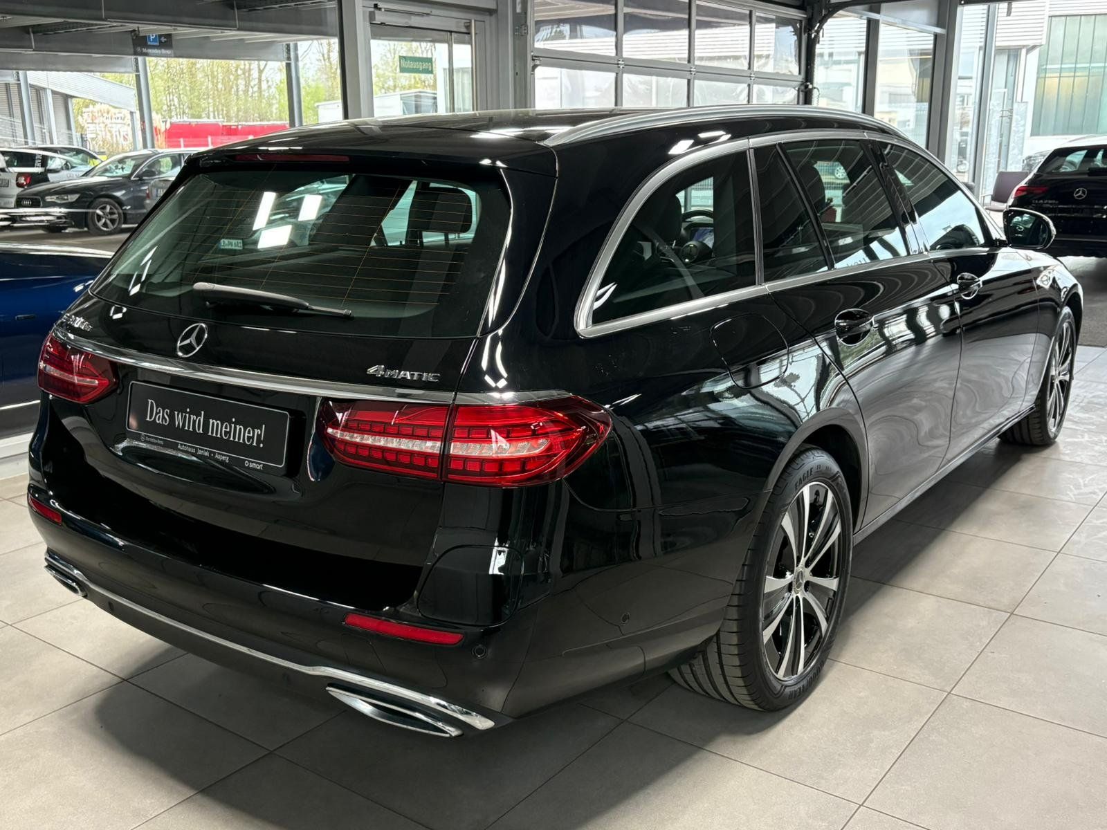 Mercedes-Benz E 300de T 4M Avantgarde DISTRONIC LED PDC&KAM foto 4