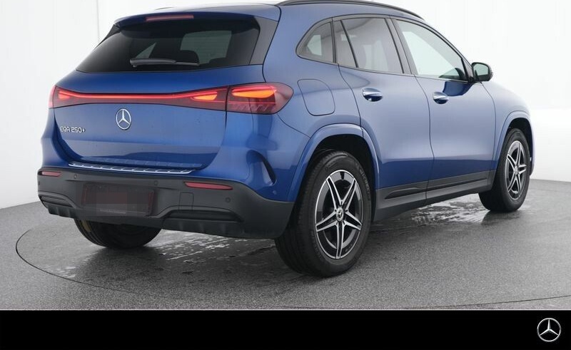 Mercedes-Benz EQA 250+ AMG Premium Night HeadUp Distronic foto 2