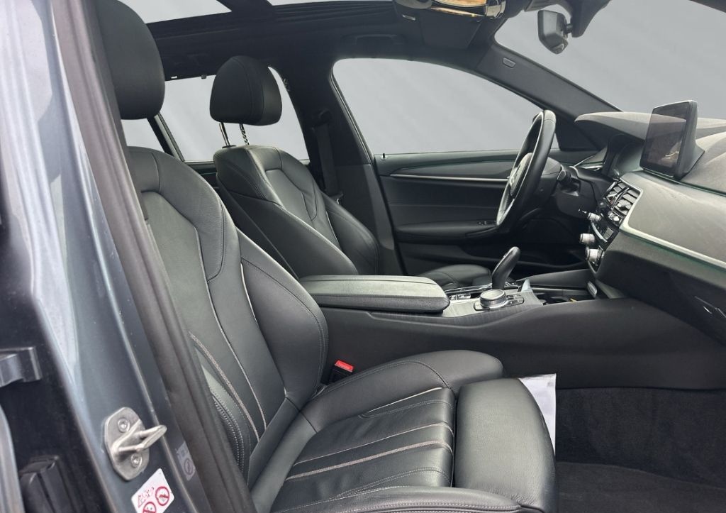 BMW 530 d touring Panorama Sportsitze HiFi HUD foto 13