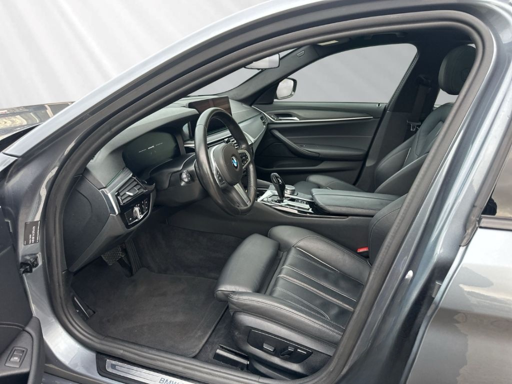 BMW 530 d touring Panorama Sportsitze HiFi HUD foto 8