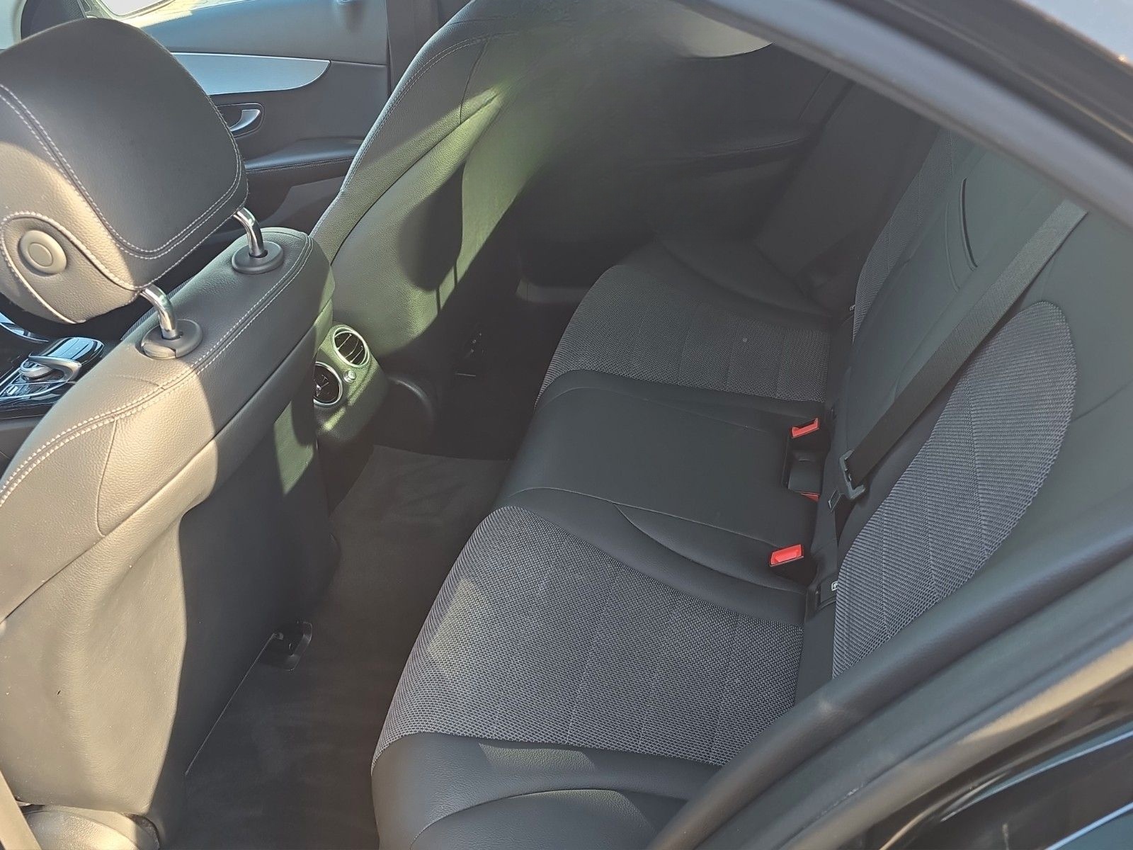 Mercedes-Benz C 200 4Matic AVANTGARDE*SHD*TEMPOMAT*SHZ*AHK* foto 12