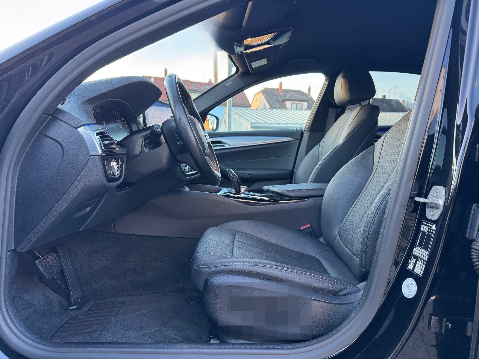 BMW 520 d Aut. AHK/LEDER/LED/NAVI/KAMERA/ALU foto 19