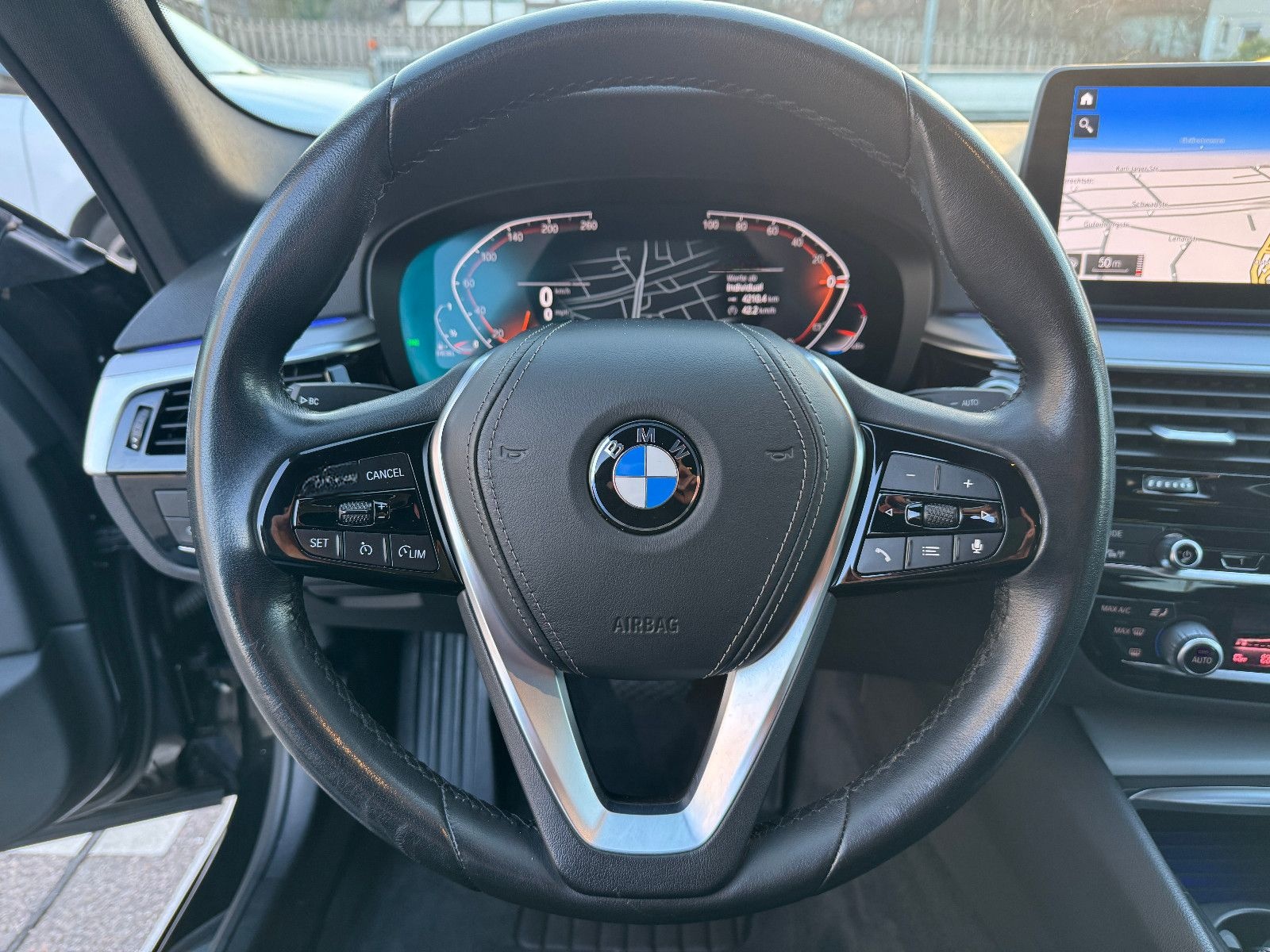 BMW 520 d Aut. AHK/LEDER/LED/NAVI/KAMERA/ALU foto 22