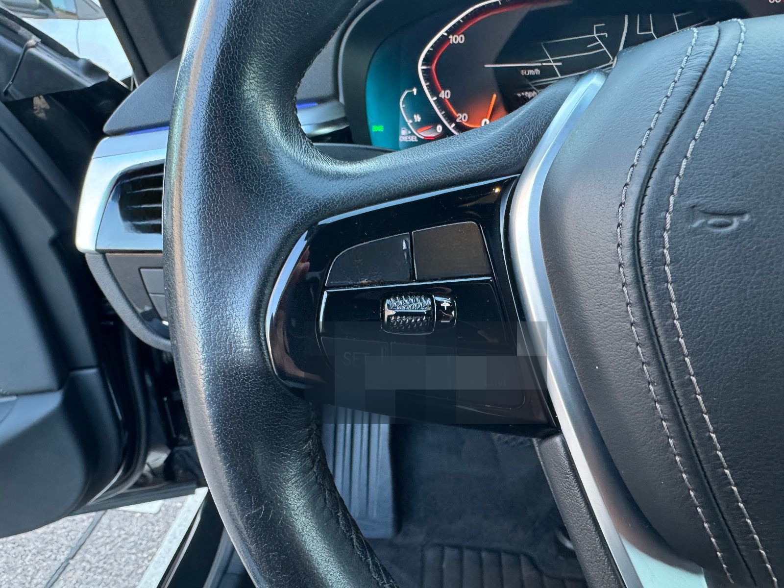 BMW 520 d Aut. AHK/LEDER/LED/NAVI/KAMERA/ALU foto 23