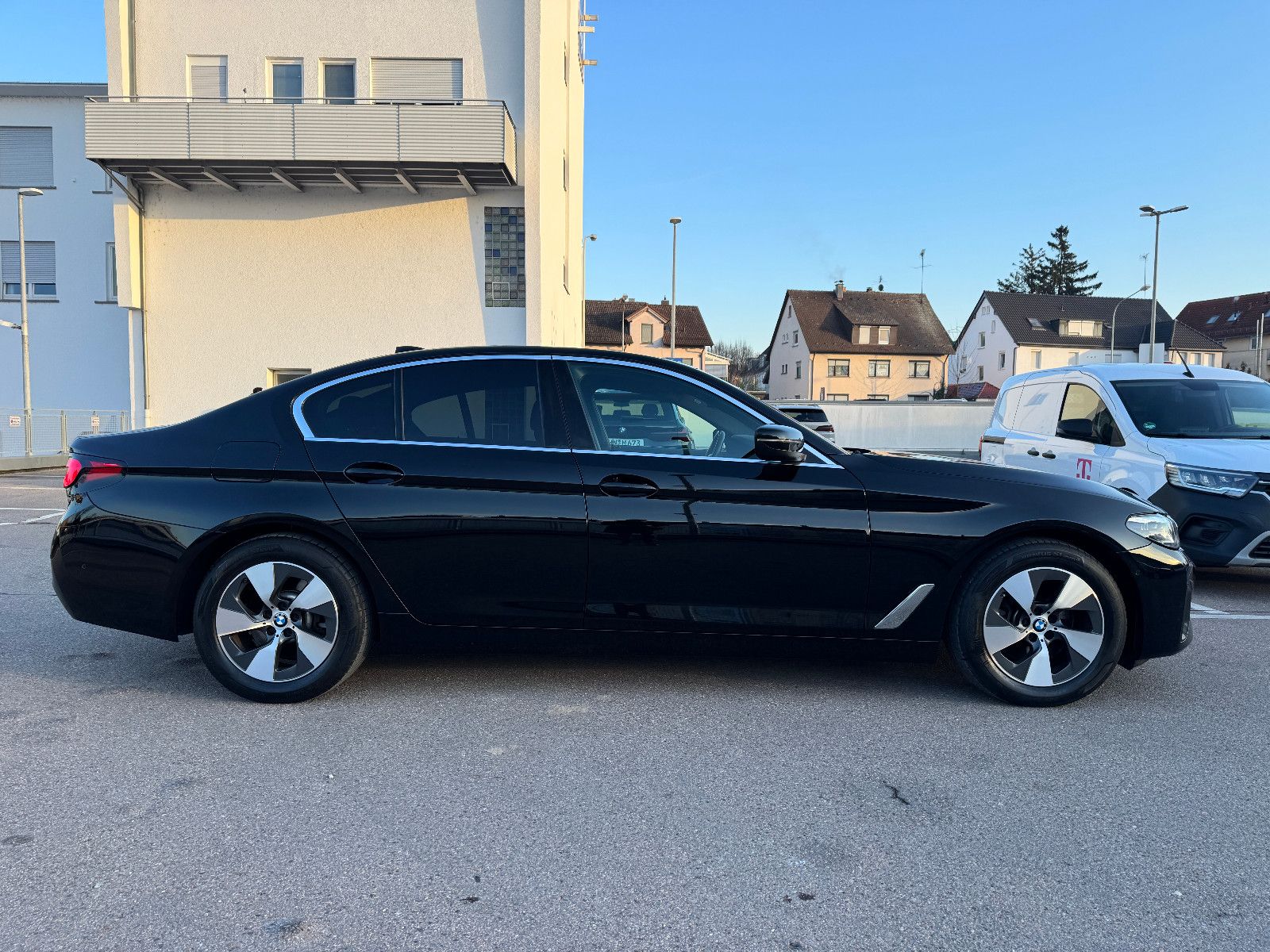 BMW 520 d Aut. AHK/LEDER/LED/NAVI/KAMERA/ALU foto 4