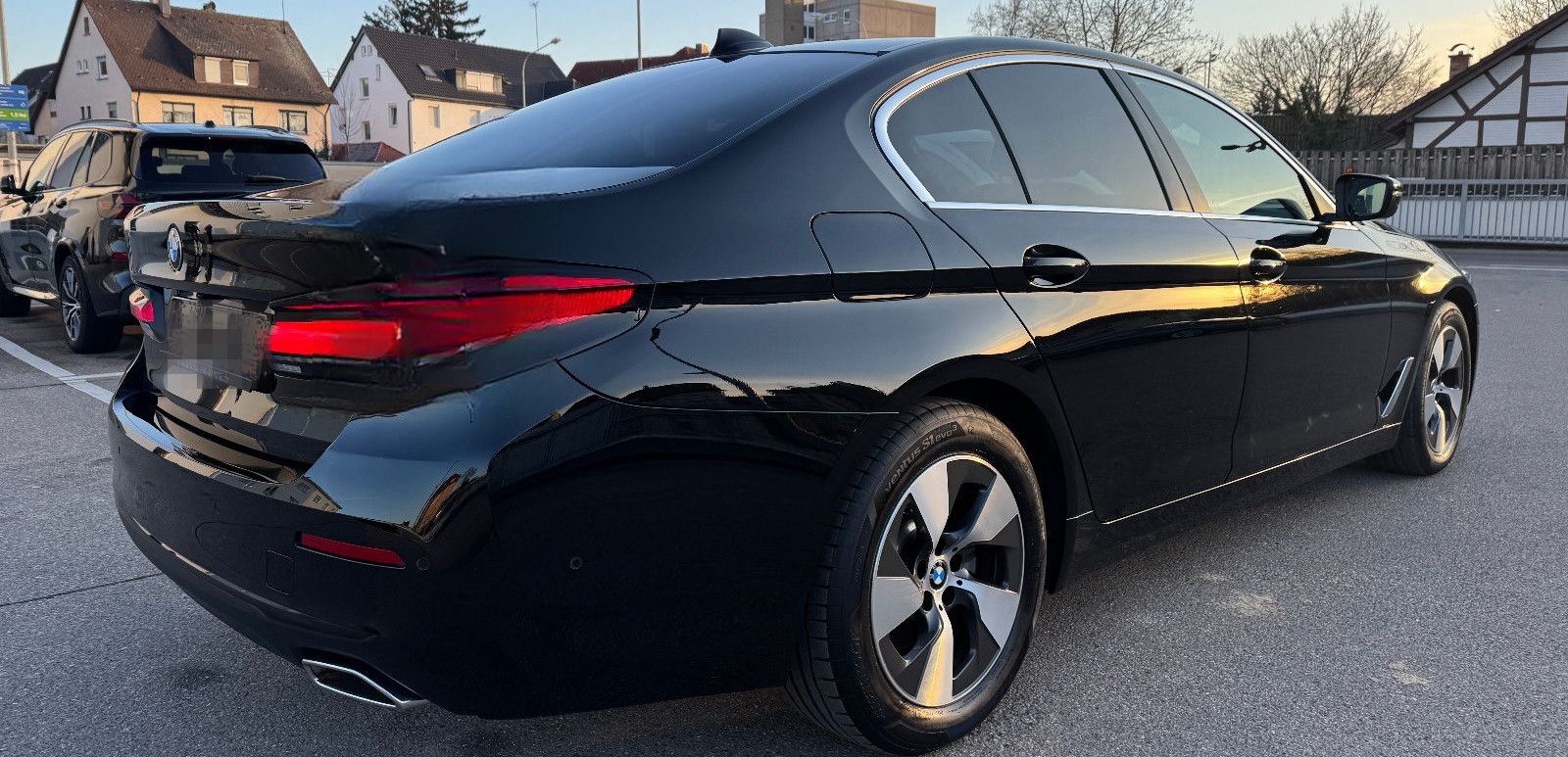 BMW 520 d Aut. AHK/LEDER/LED/NAVI/KAMERA/ALU foto 5