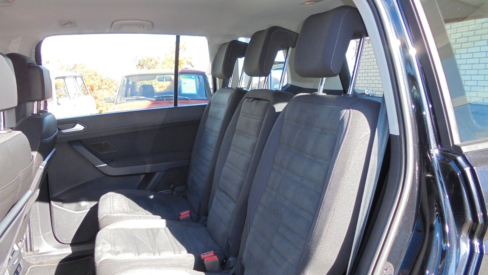 Volkswagen Touran 1,6TDi 6-Gang, Navi,Sitzheizung vorn,PDC foto 16