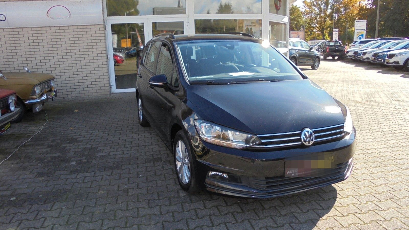 Volkswagen Touran 1,6TDi 6-Gang, Navi,Sitzheizung vorn,PDC foto 3