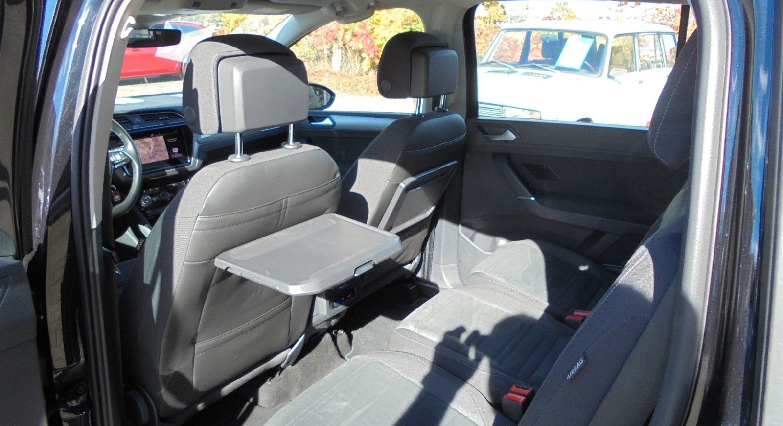 Volkswagen Touran 1,6TDi 6-Gang, Navi,Sitzheizung vorn,PDC foto 24