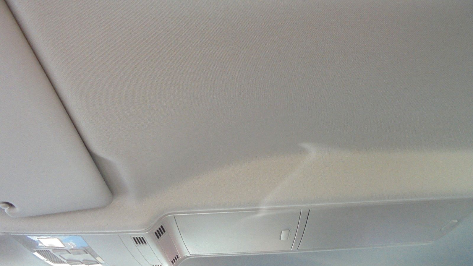 Volkswagen Touran 1,6TDi 6-Gang, Navi,Sitzheizung vorn,PDC foto 25