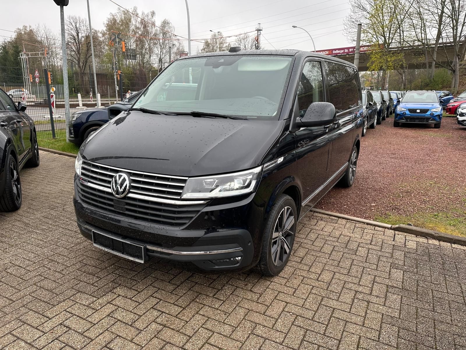 Volkswagen T6.1 Multivan 2.0 TDI 4M Generation Six AHK|Stan foto 2