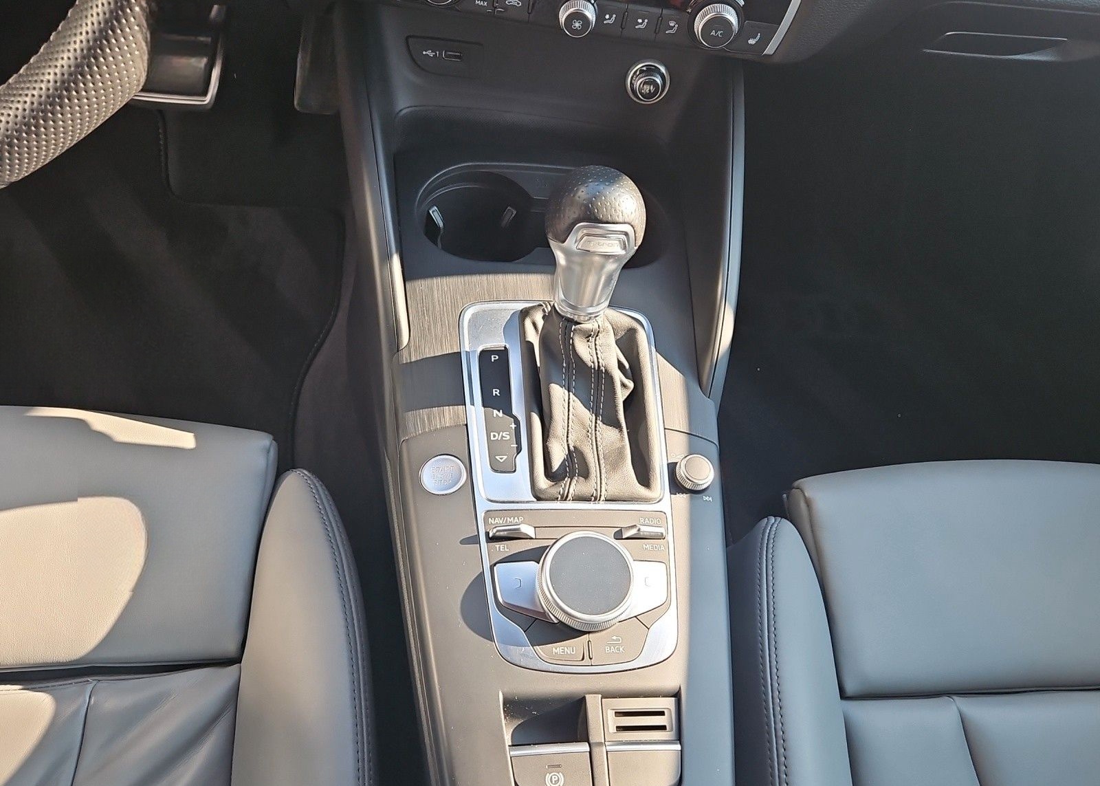 Audi A3 Sportback e-tron sport S-Line AHK Leder Top foto 15