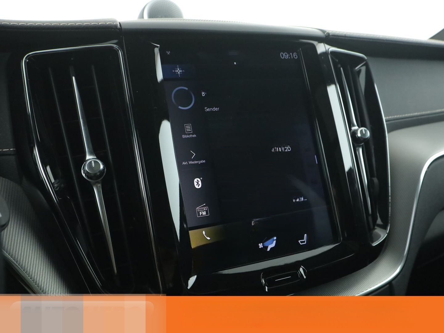 Volvo XC60 2.0 T6 Plug-in Hybrid R-Design AWD Aut.*LED foto 24