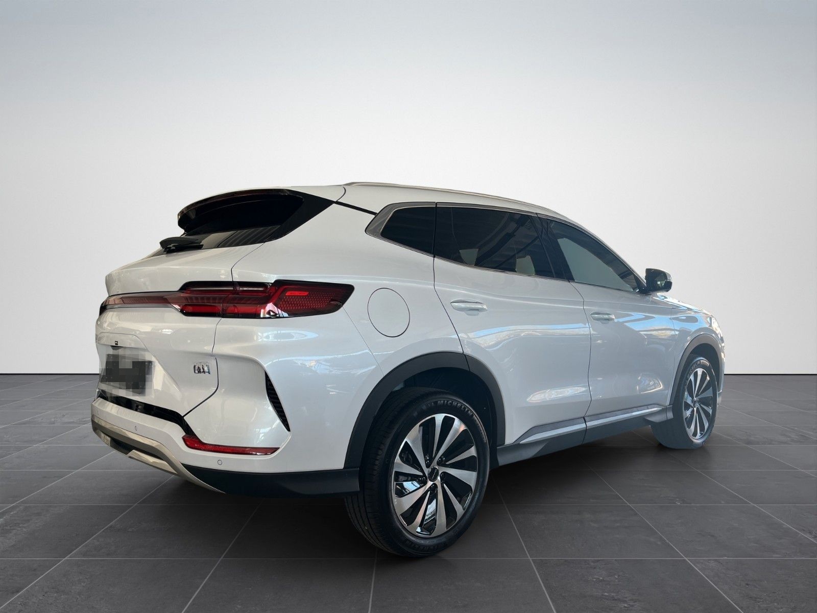 BYD SEAL U DM-i Design AWD /360°/HUD/SHZ/PANO-DA foto 3