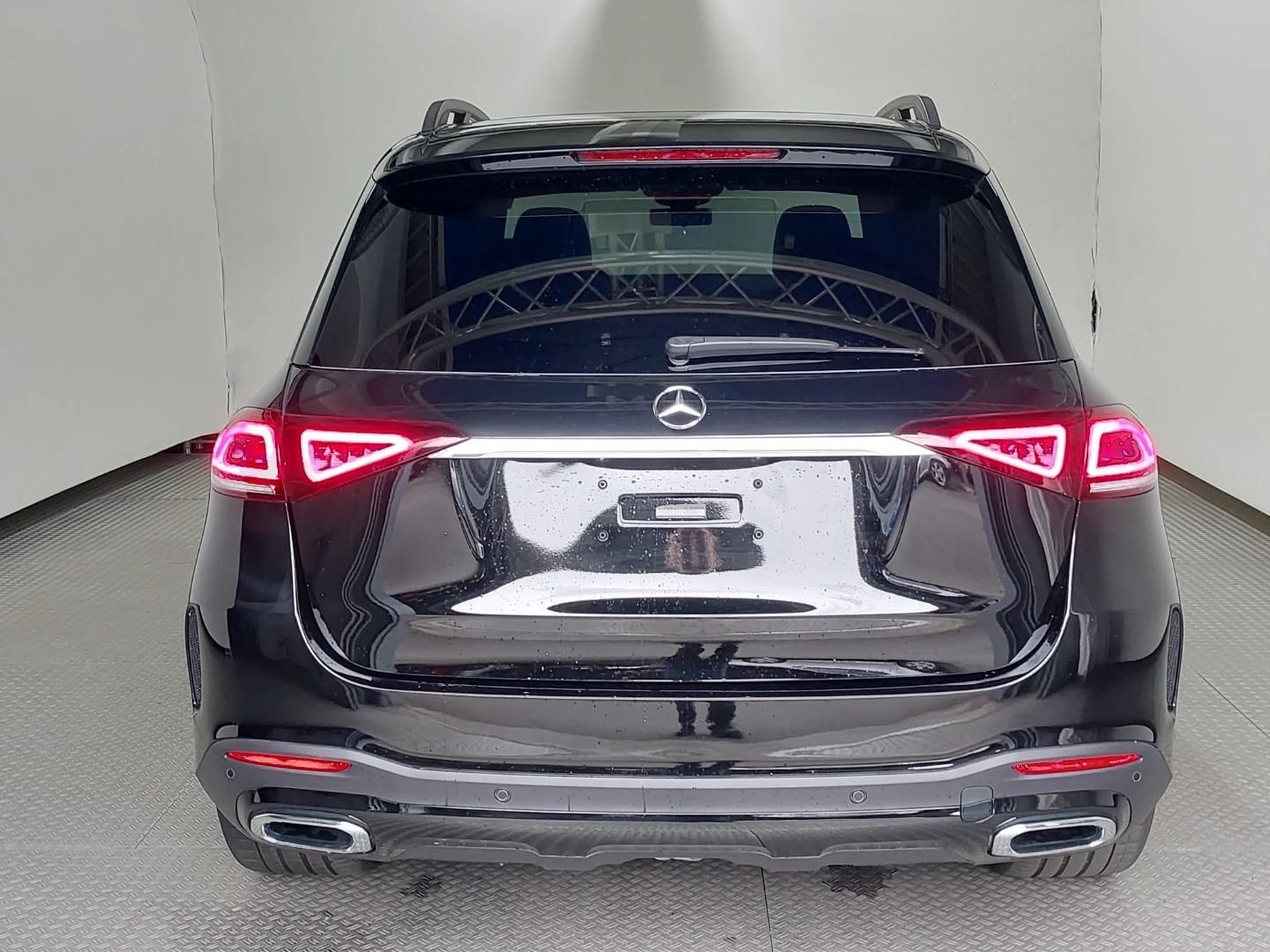 Mercedes-Benz GLE 300d 4M AMG Line LED PANO BURMESTER NIGHT foto 6