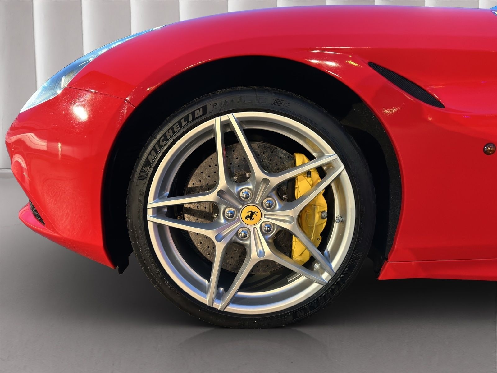 Ferrari California 3.9 V8 T *Garantie*Finanzierung* foto 19