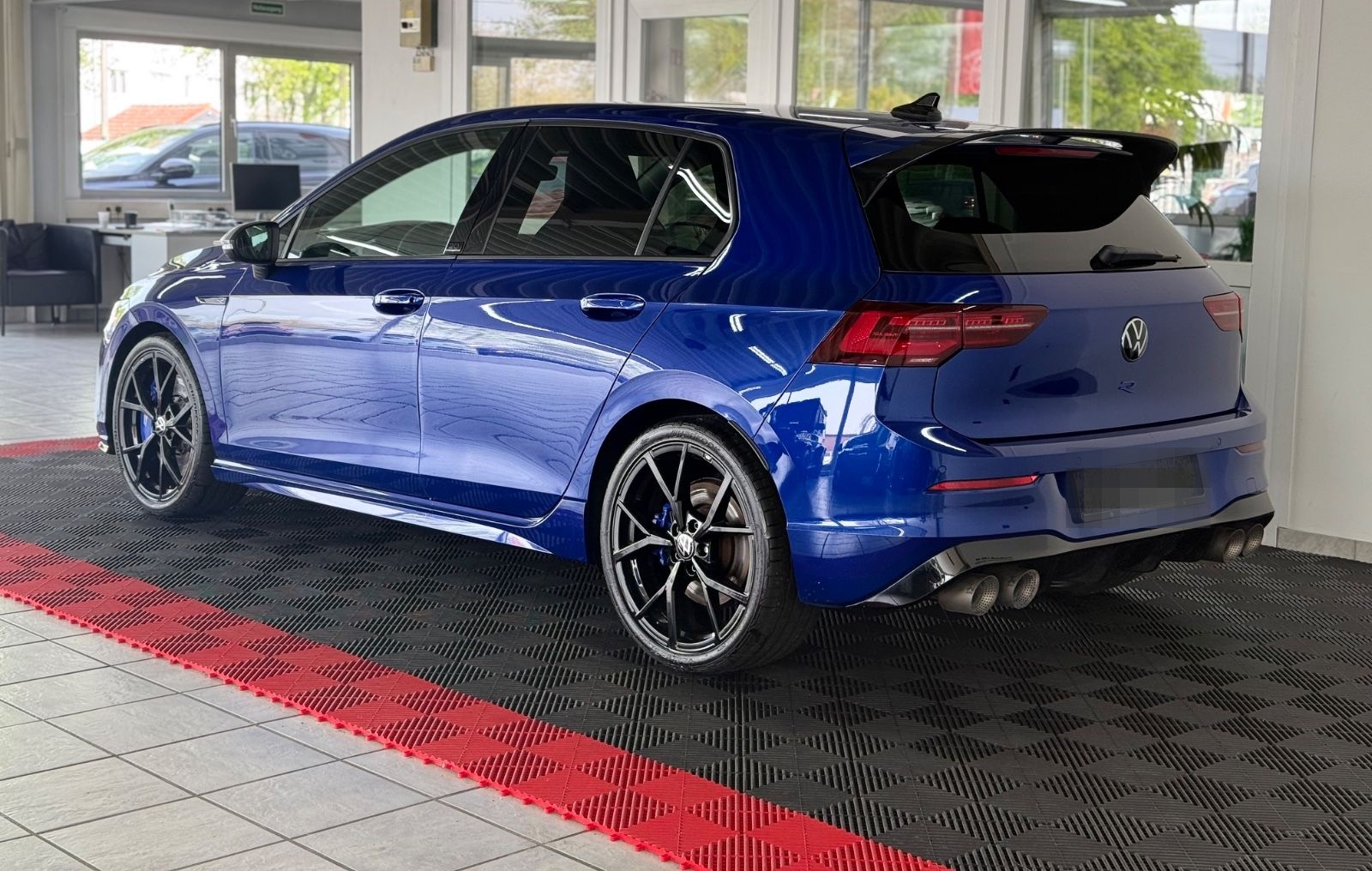 Volkswagen Golf VIII Lim. R 20 Years *R Performance* AKRA* foto 5