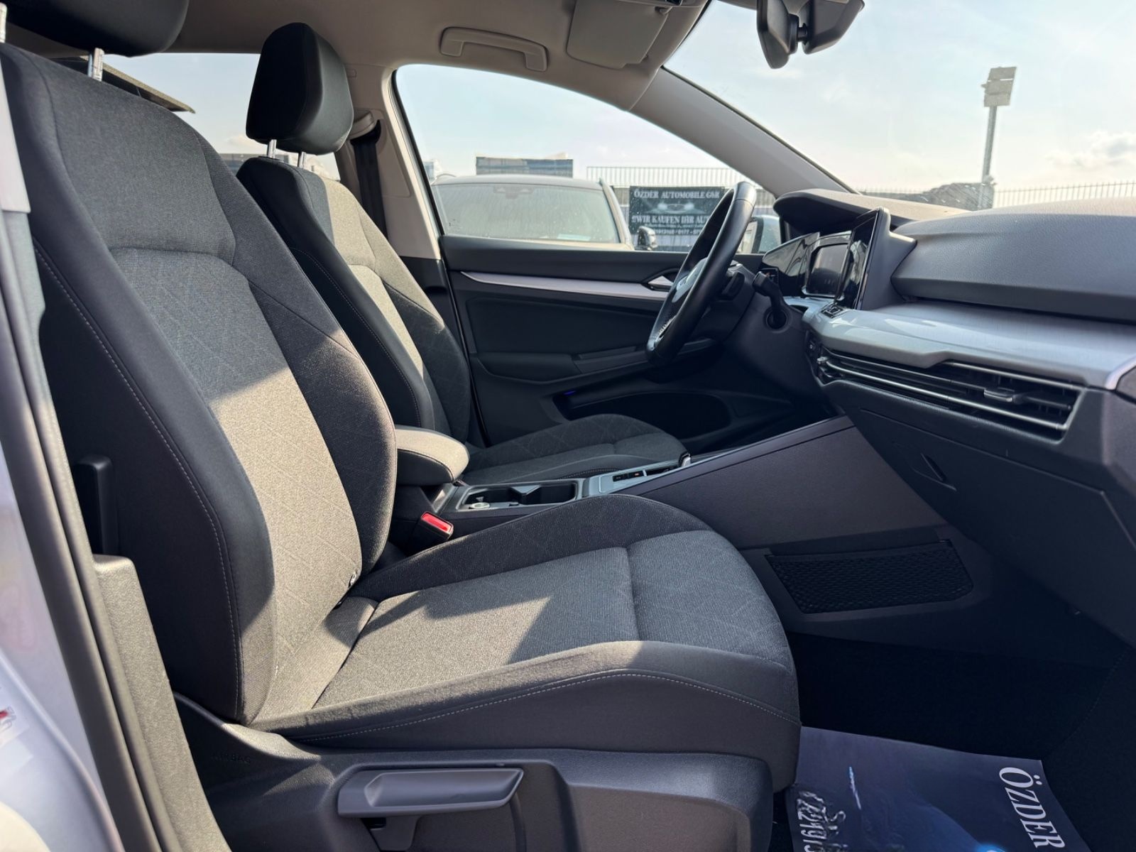 Volkswagen Golf VIII 2.0 TDI Lim. Life++Finanzierung++ foto 21