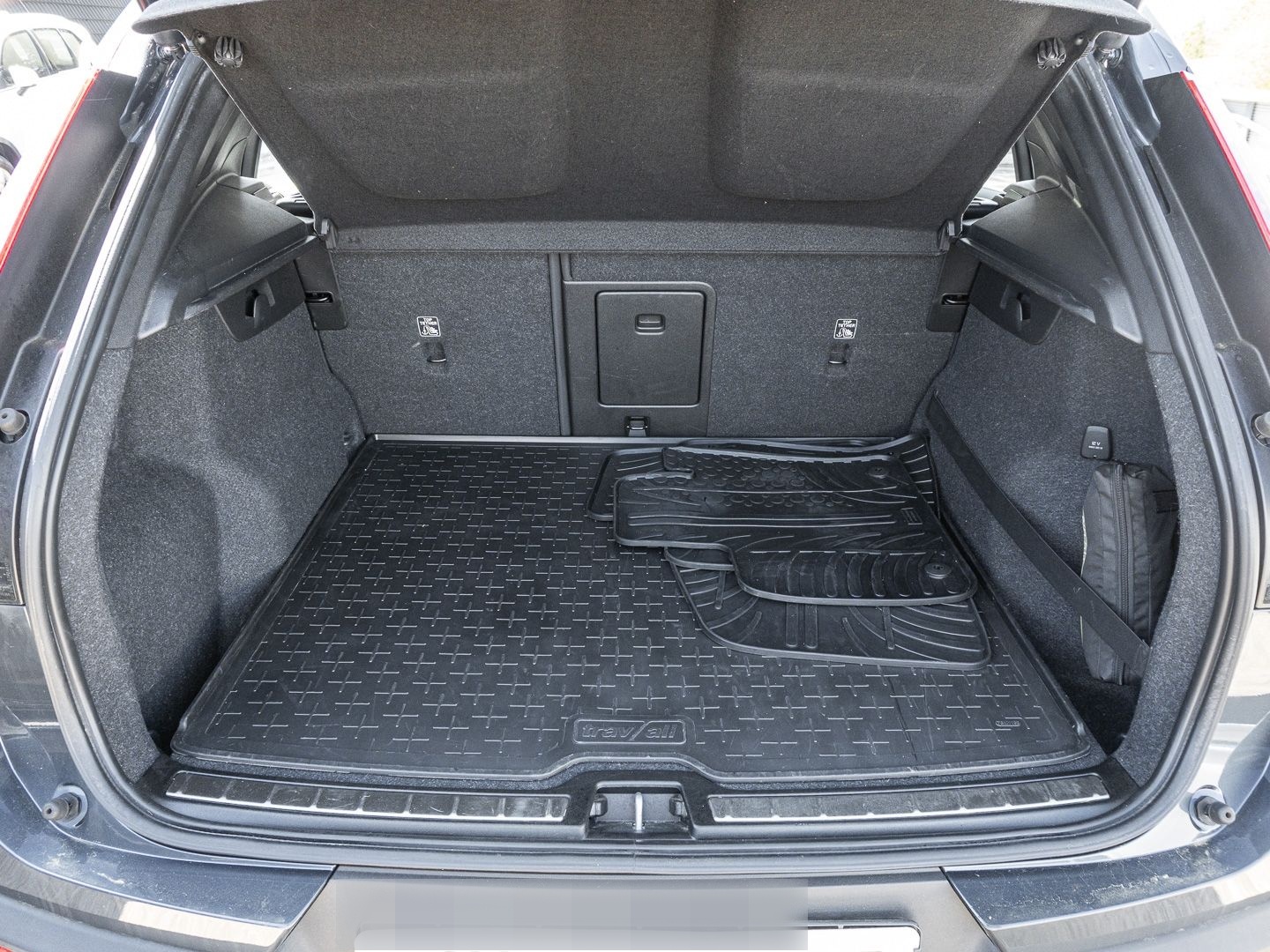 Volvo XC40 Inscription AWD StandHZG Navi Leder Digital foto 16