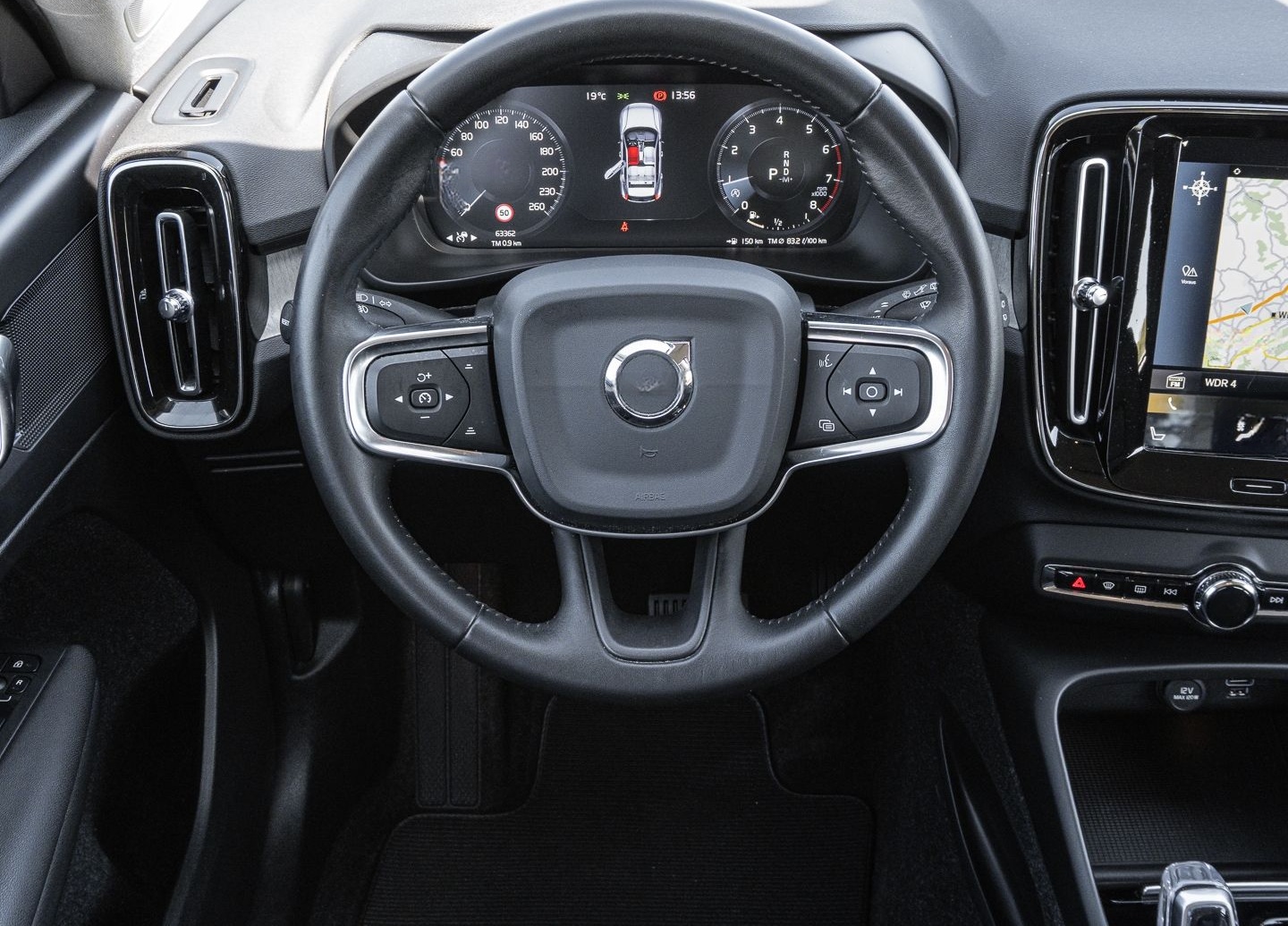 Volvo XC40 Inscription AWD StandHZG Navi Leder Digital foto 10