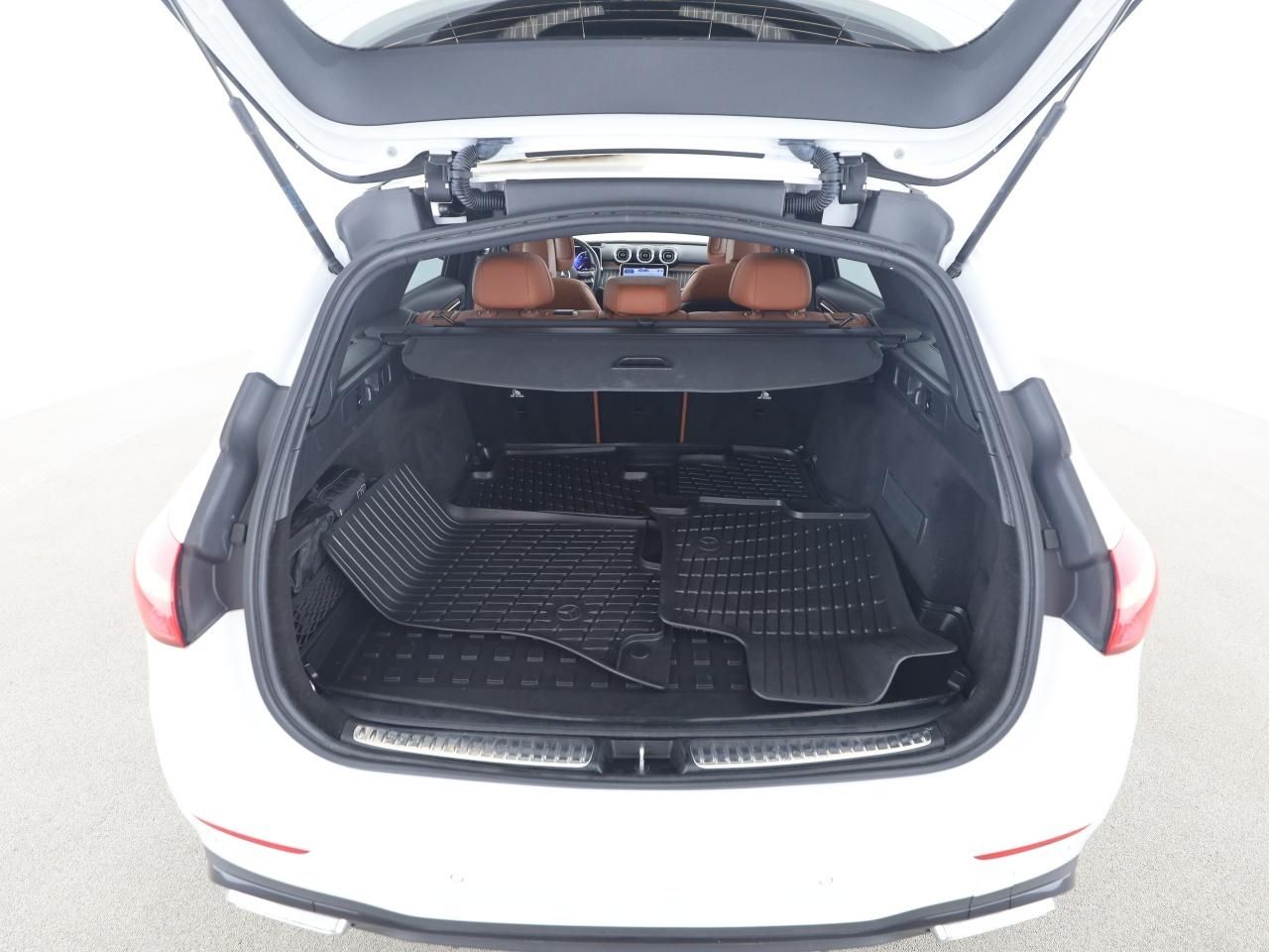 Mercedes-Benz C 300 d T AMG Night Pano AHK Burmester HUD 360 foto 16