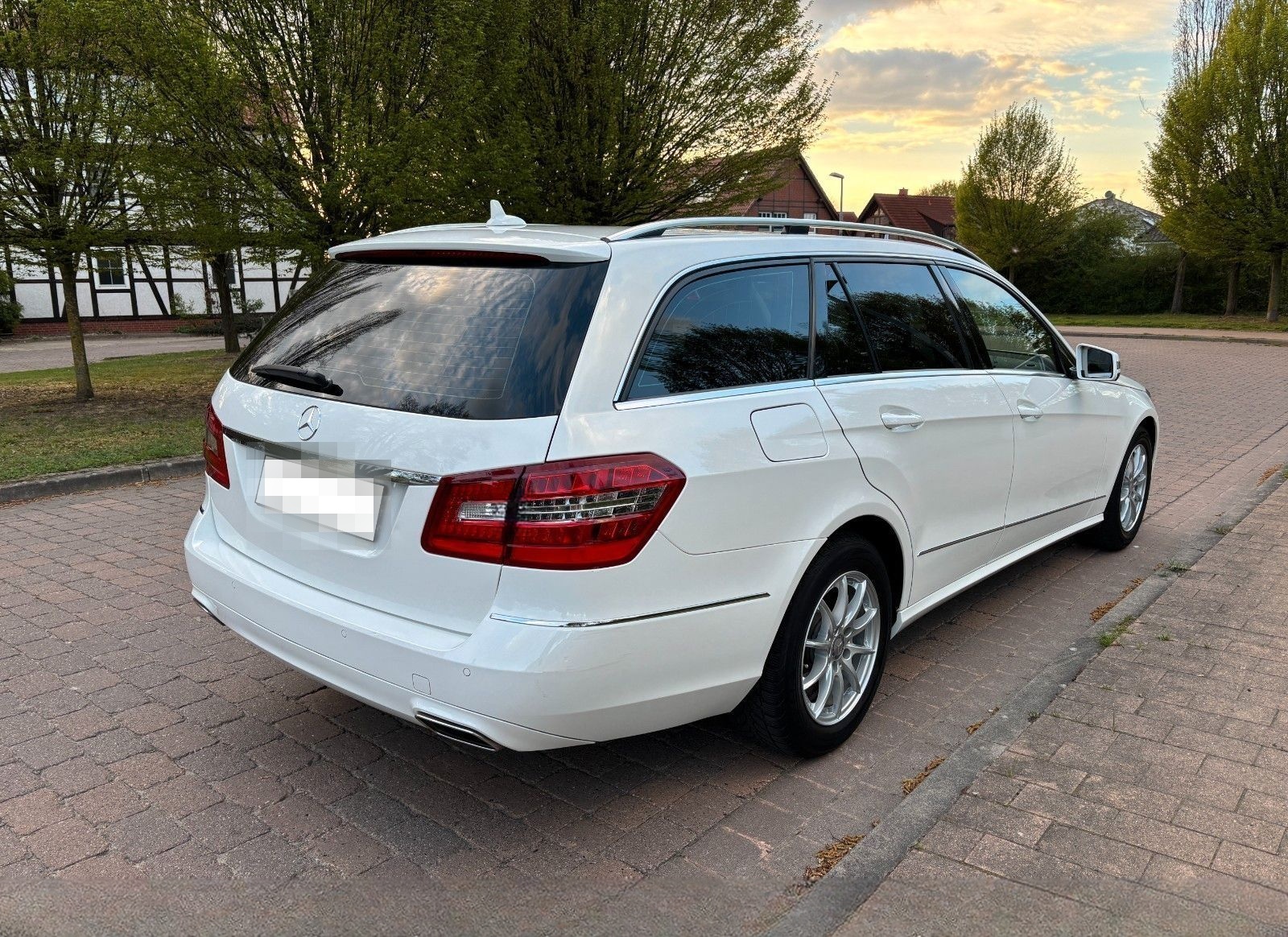 Mercedes-Benz E 220 CDI Avantgarde TOP-ZUSTAND HU/AU/INSP. neu foto 13