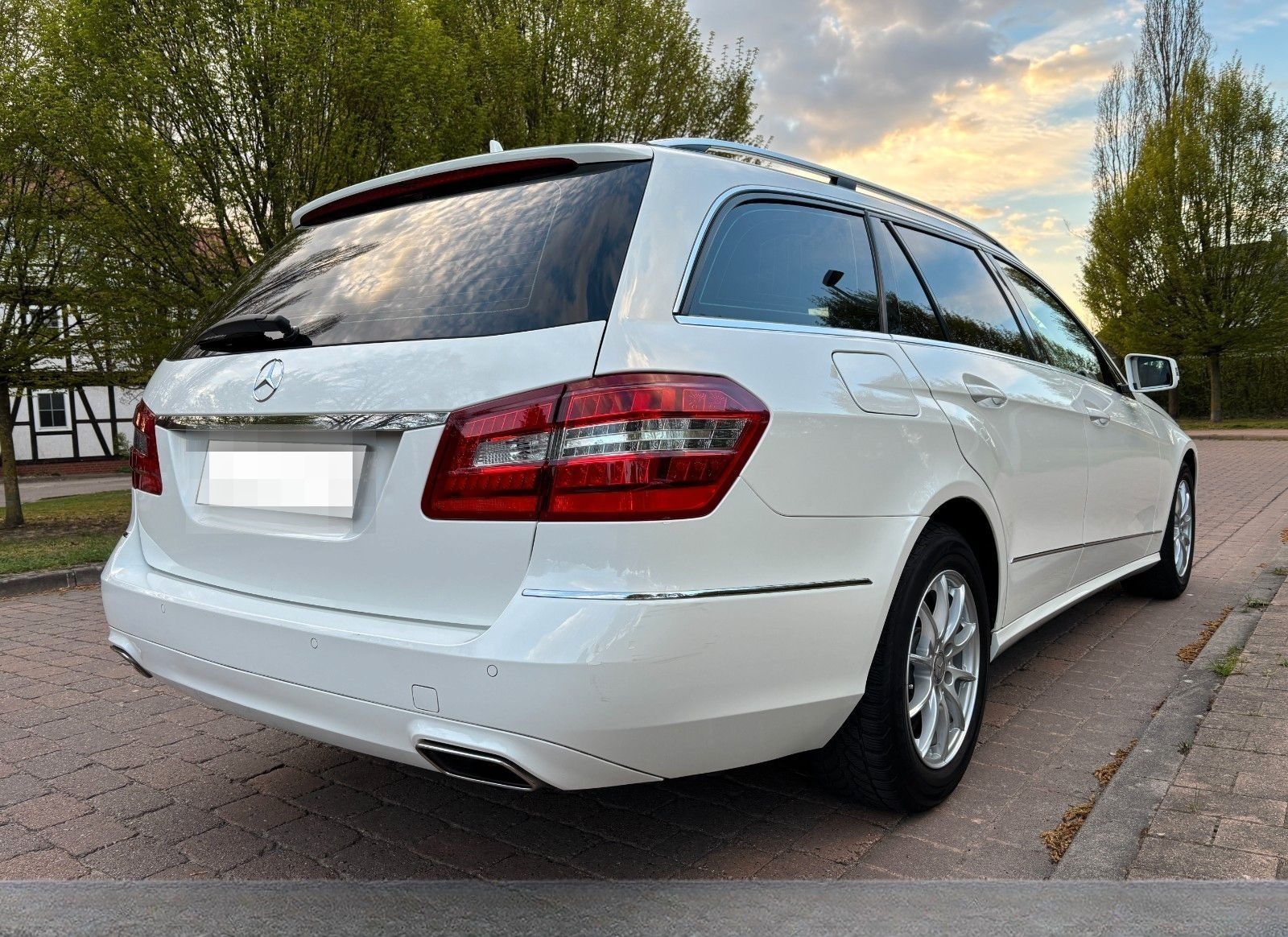 Mercedes-Benz E 220 CDI Avantgarde TOP-ZUSTAND HU/AU/INSP. neu foto 14