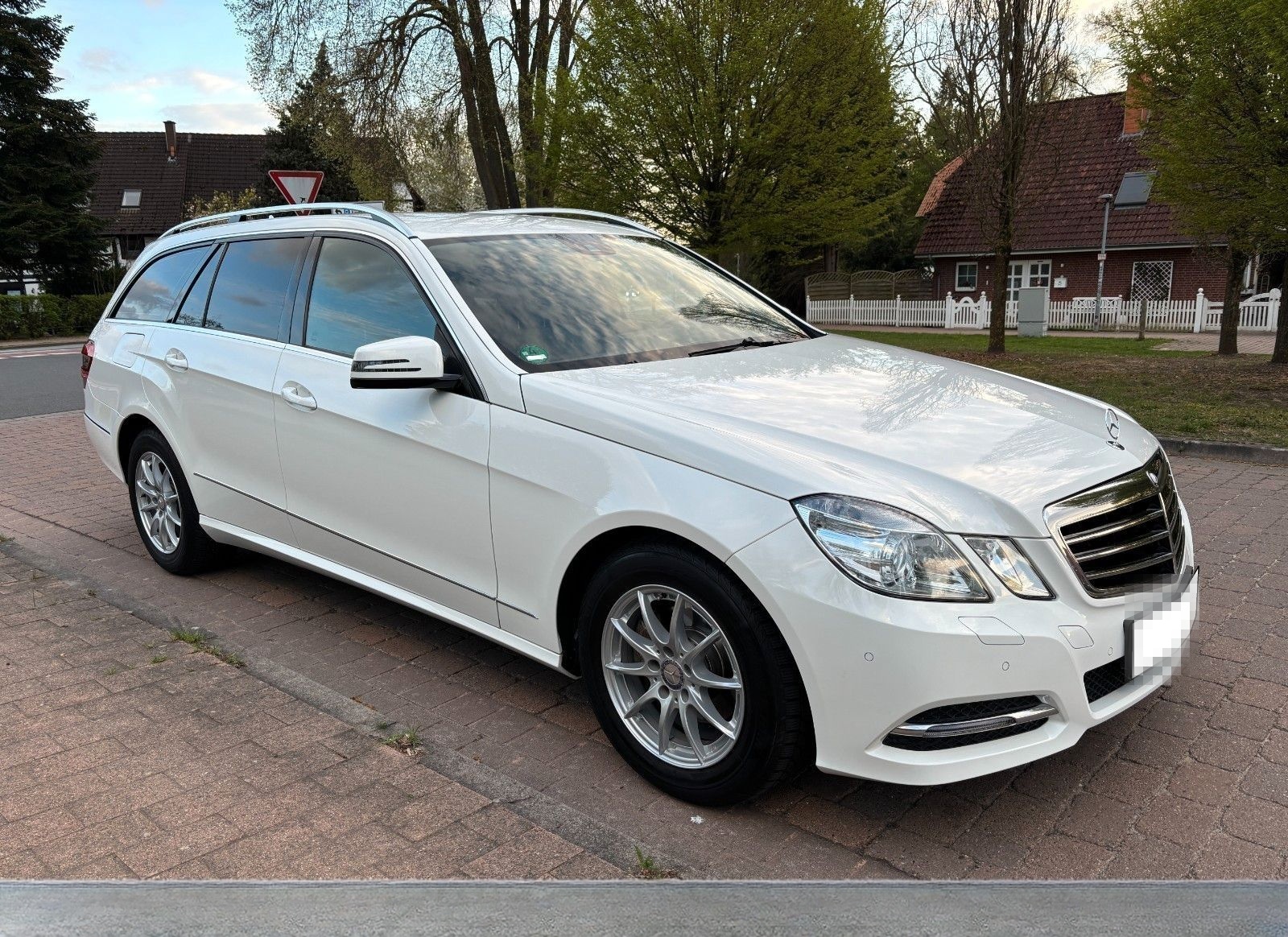 Mercedes-Benz E 220 CDI Avantgarde TOP-ZUSTAND HU/AU/INSP. neu foto 18