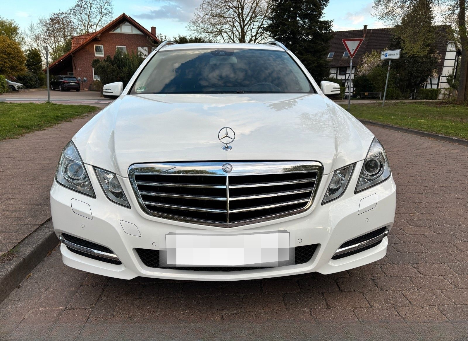 Mercedes-Benz E 220 CDI Avantgarde TOP-ZUSTAND HU/AU/INSP. neu foto 3