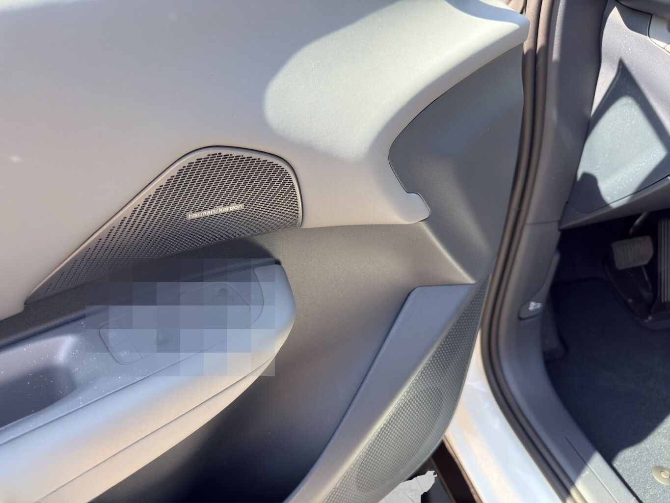 Lynk&Co 02 More foto 11