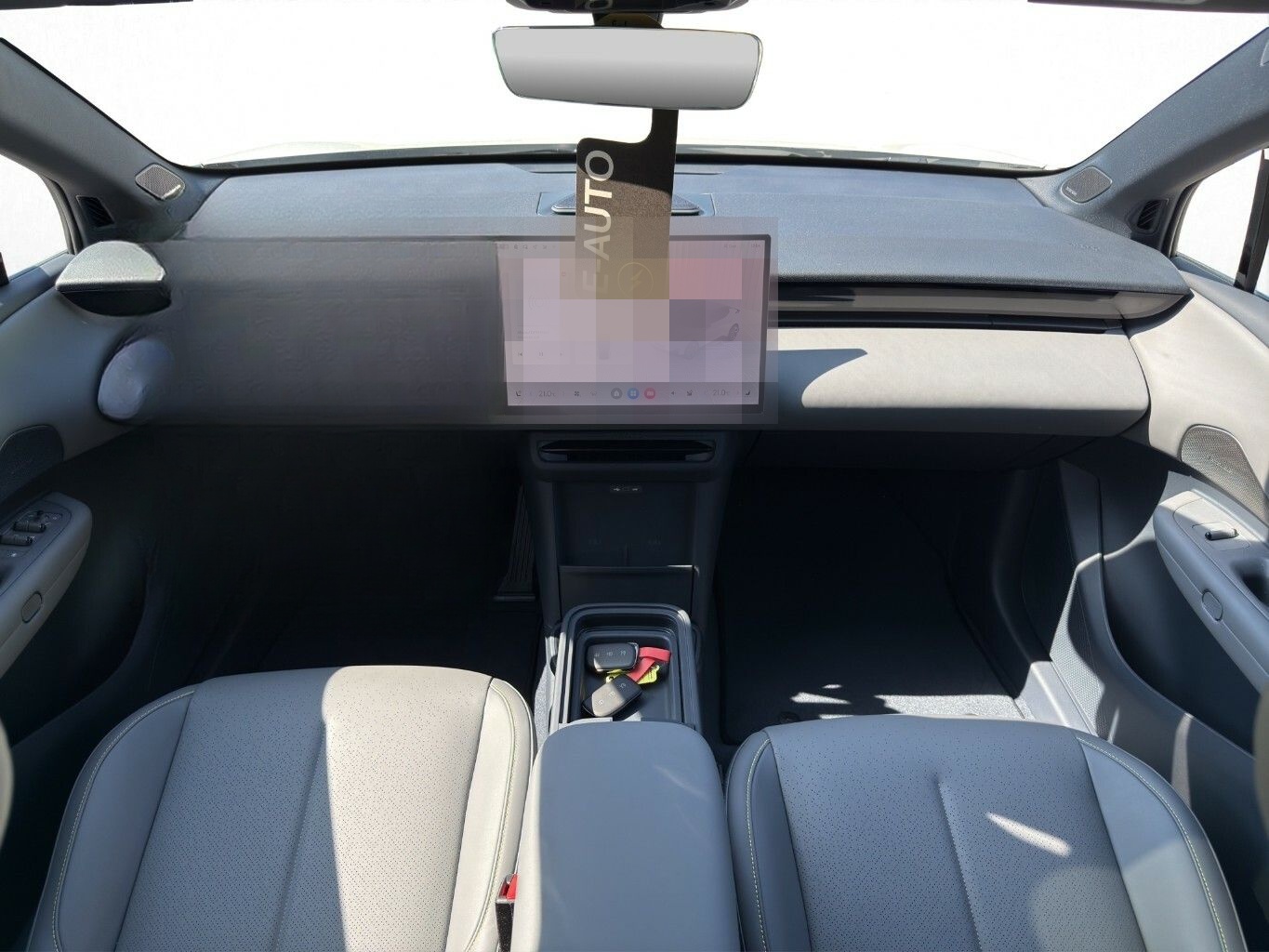 Lynk&Co 02 More foto 12