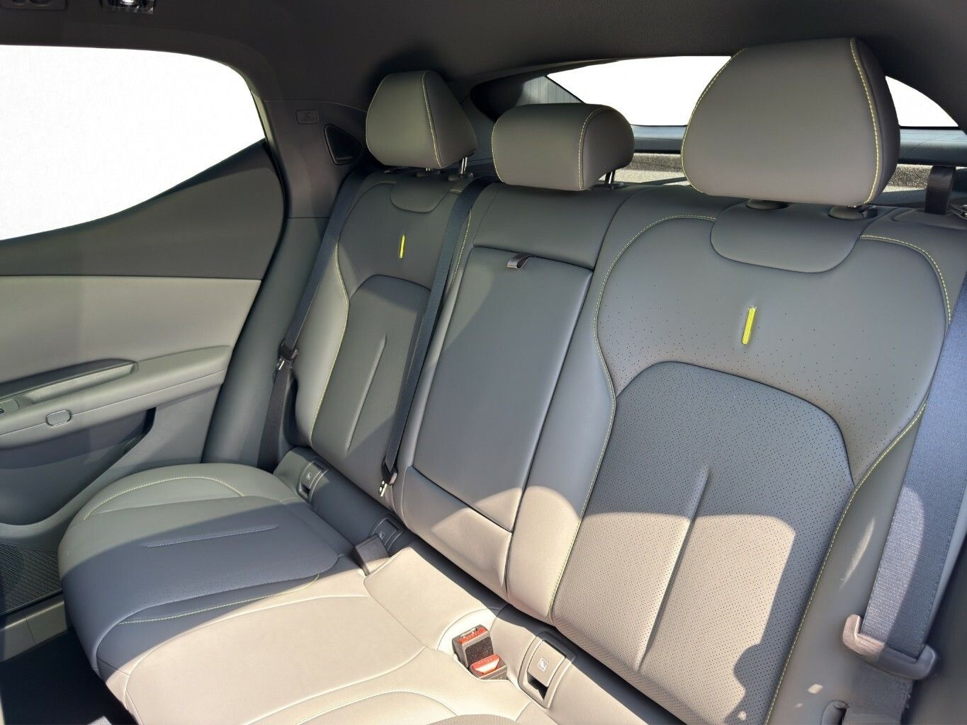 Lynk&Co 02 More foto 19