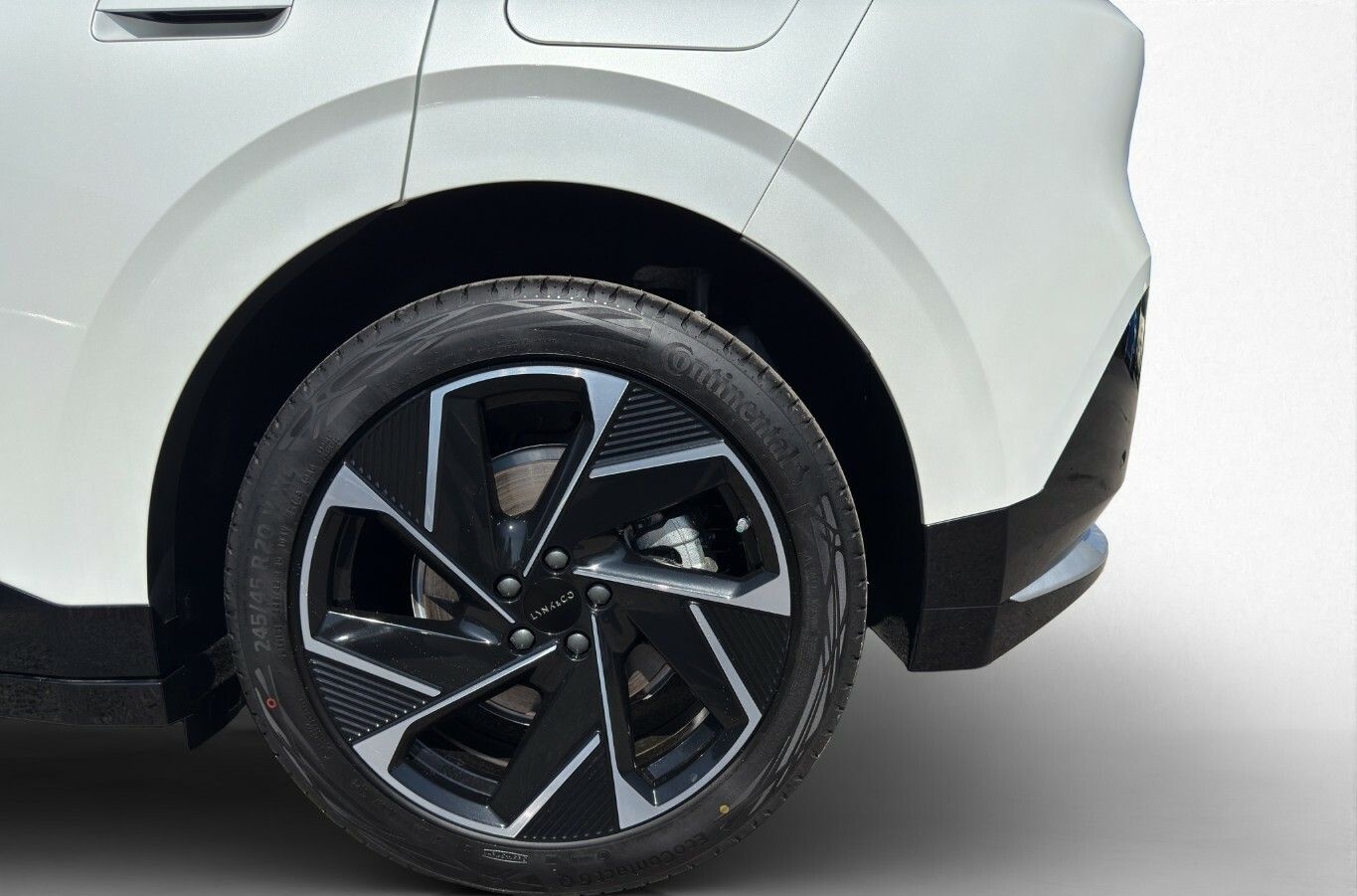 Lynk&Co 02 More foto 24