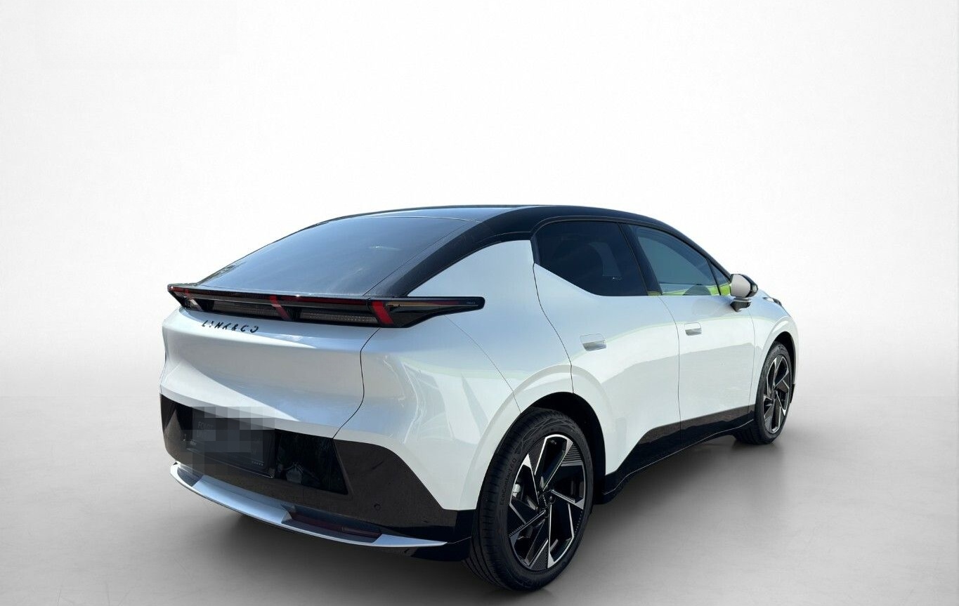 Lynk&Co 02 More foto 5