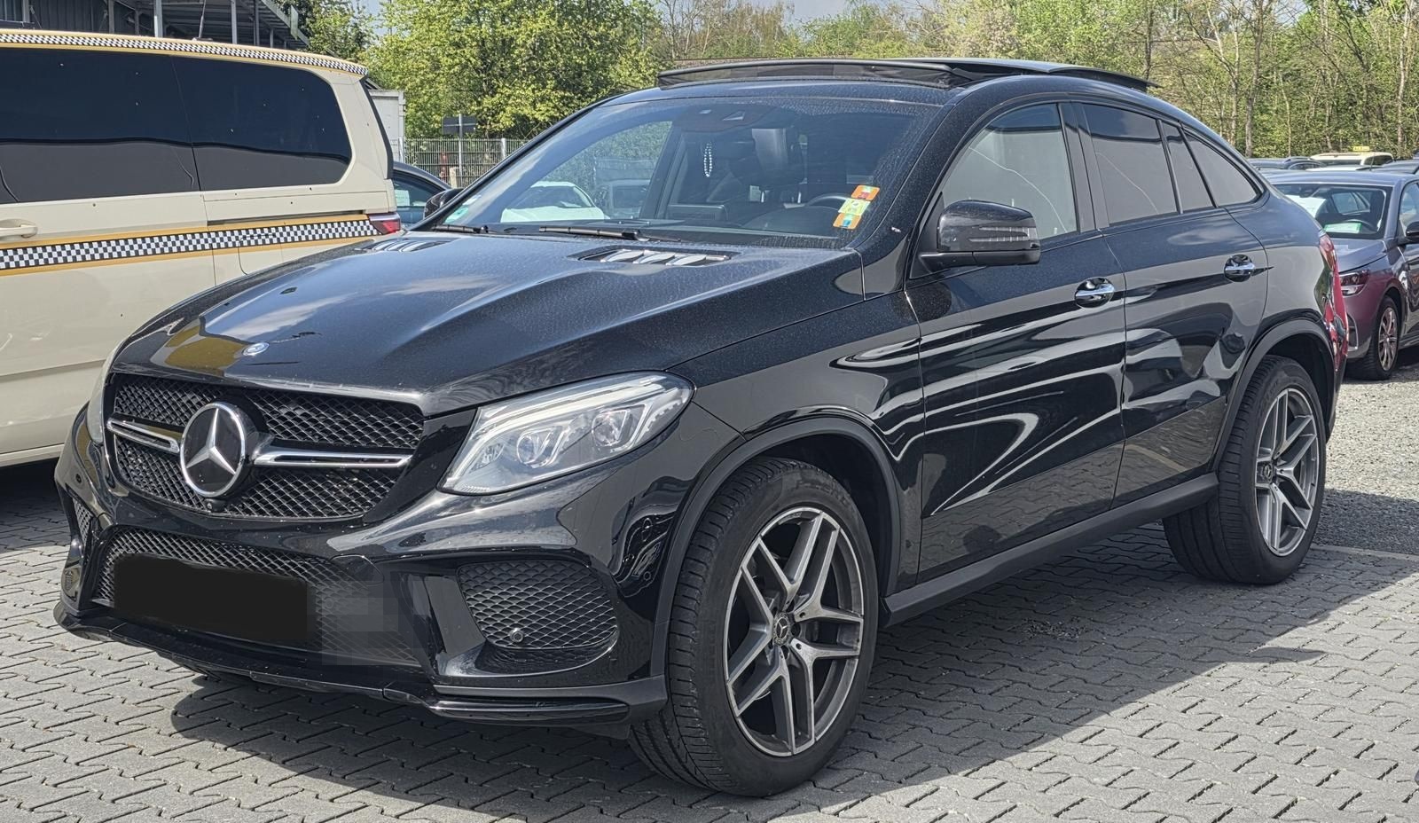 Mercedes-Benz GLE 350 d 4Matic AMG PANO LEDER 360° DISTRO LED