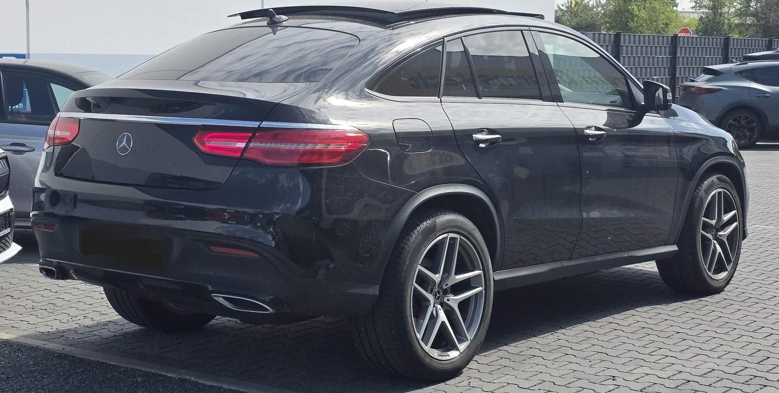Mercedes-Benz GLE 350 d 4Matic AMG PANO LEDER 360° DISTRO LED foto 3