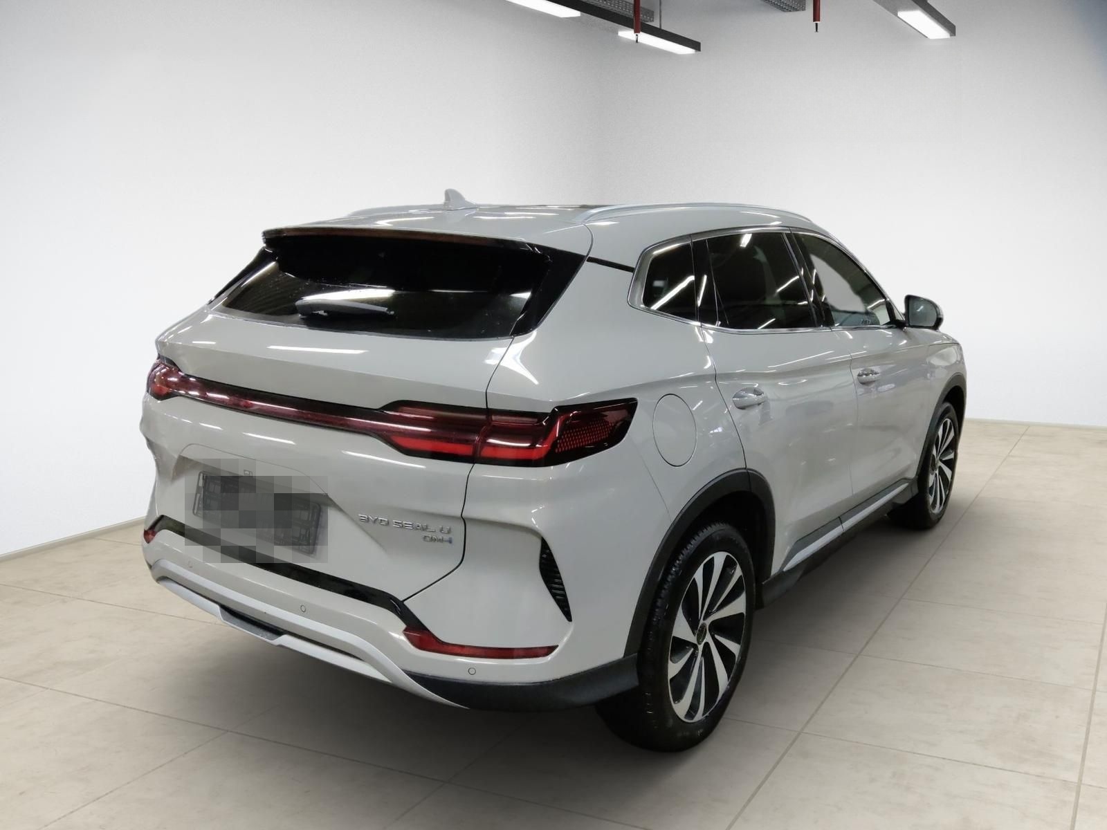 BYD Seal U DM-i 1.5 PHEV Design AWD Leder Pano 360 foto 5