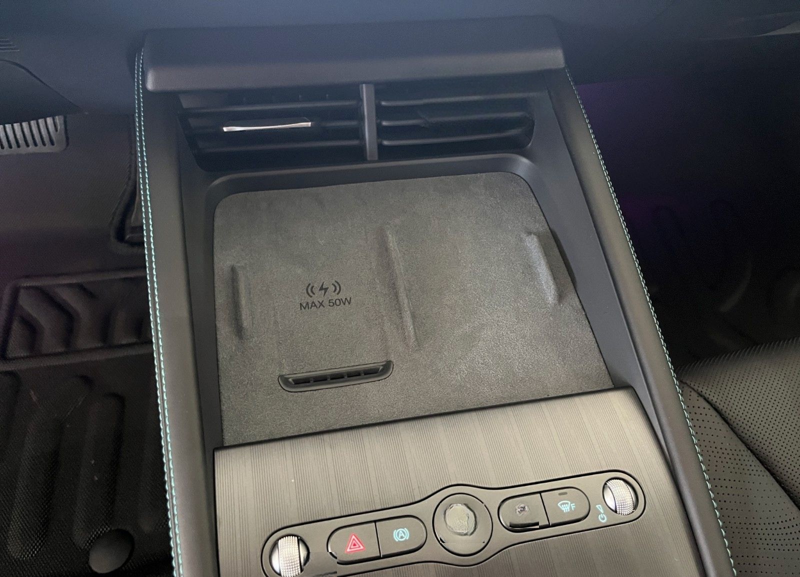 BYD SEAL 6 DM-i TOURING Comfort/360°/HUD/SHZ/PANO-DA foto 13