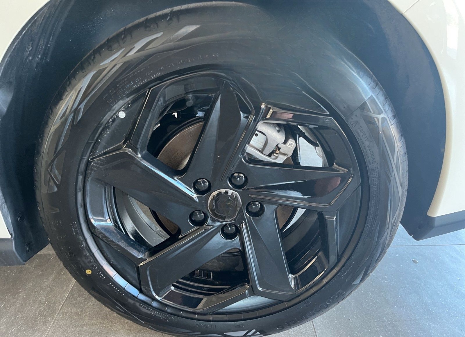 BYD SEAL 6 DM-i TOURING Comfort/360°/HUD/SHZ/PANO-DA foto 17