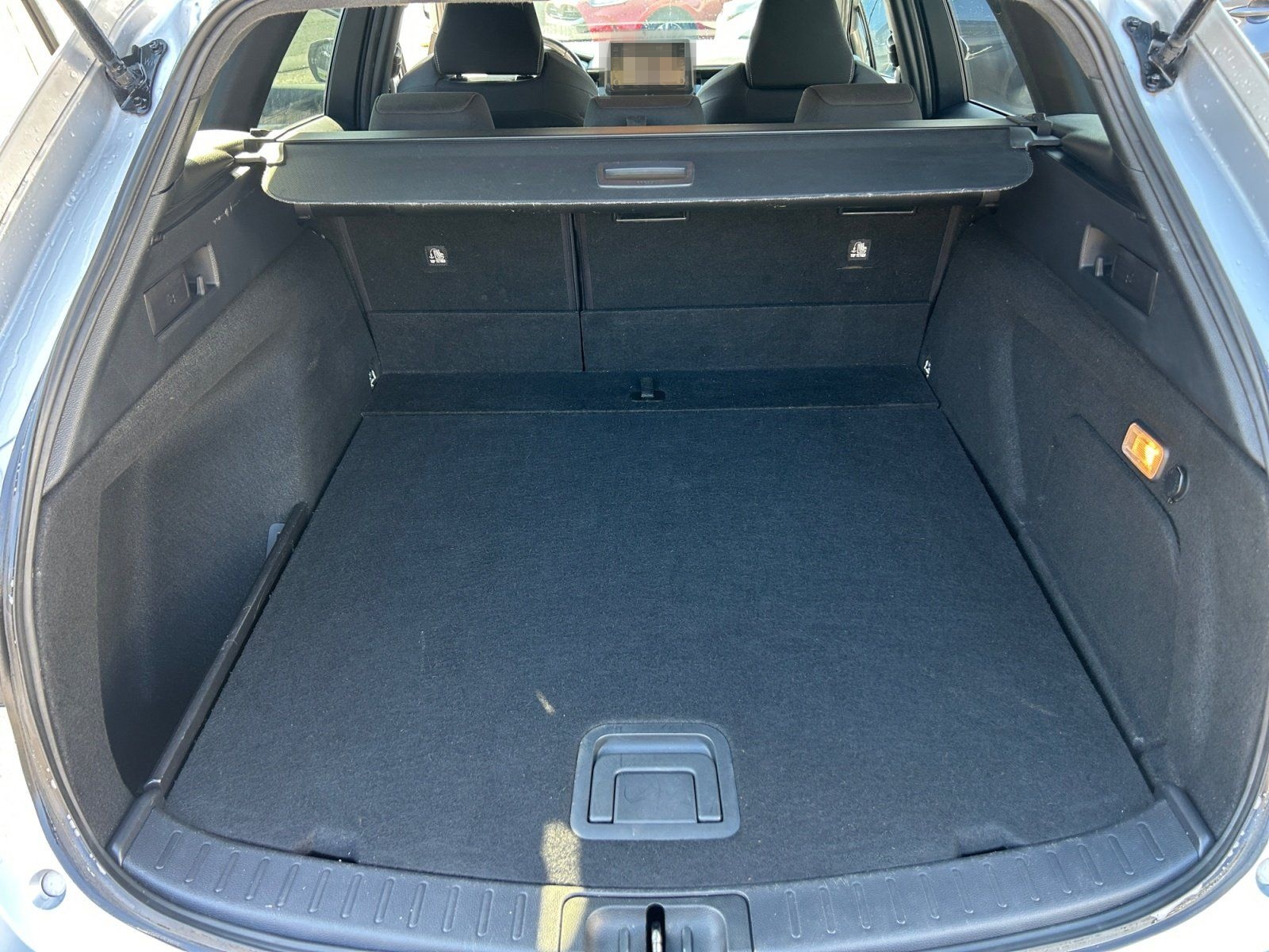 Toyota Corolla Touring Sports 2.0 Hybrid Team Deutsch foto 15