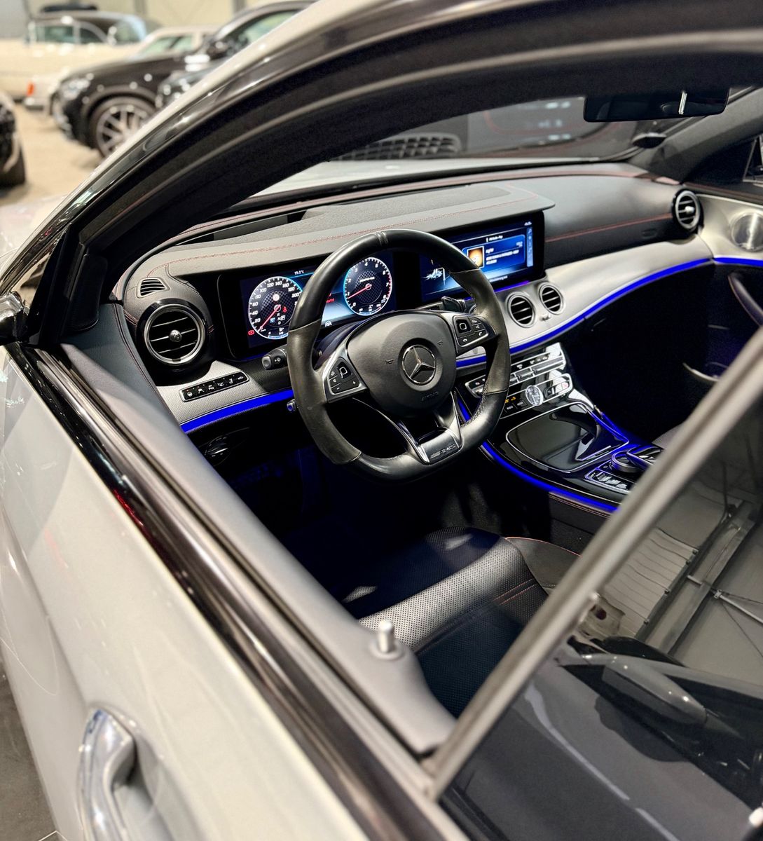 Mercedes-Benz E43 AMG 4M*MASSAGE*DISTRONIC*VOLL*BURMESTER*HUD foto 11