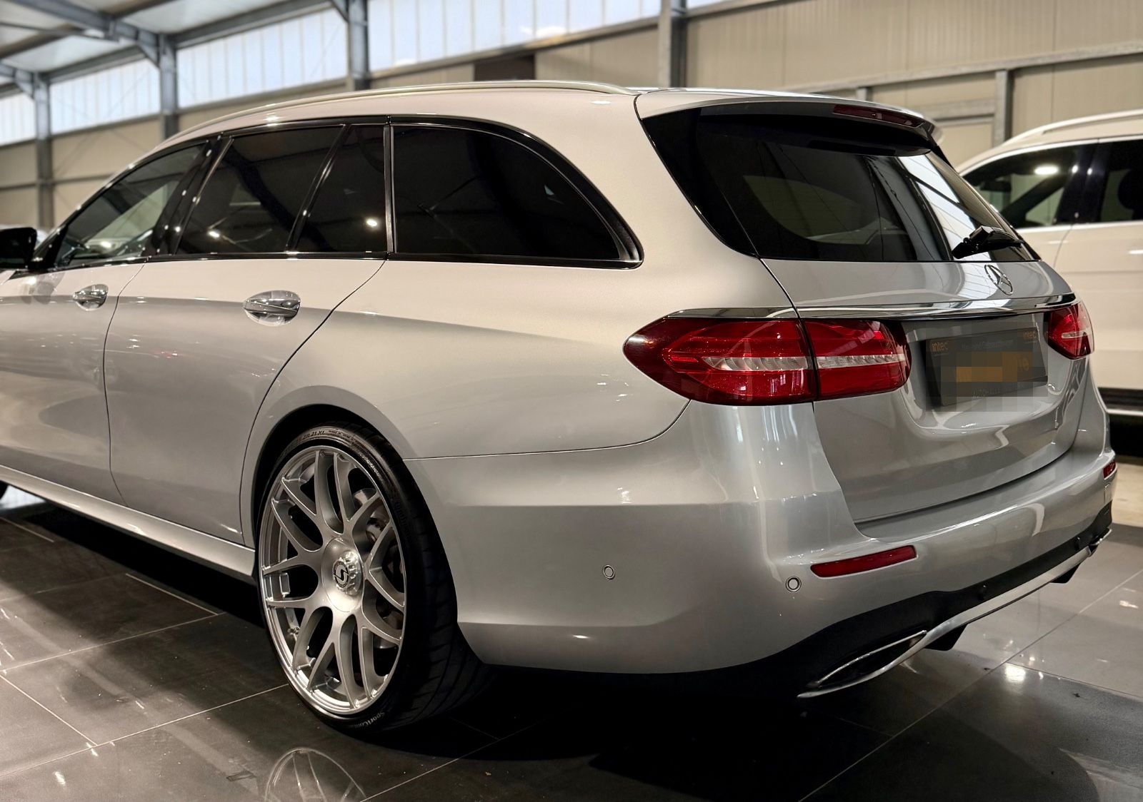 Mercedes-Benz E43 AMG 4M*MASSAGE*DISTRONIC*VOLL*BURMESTER*HUD foto 8