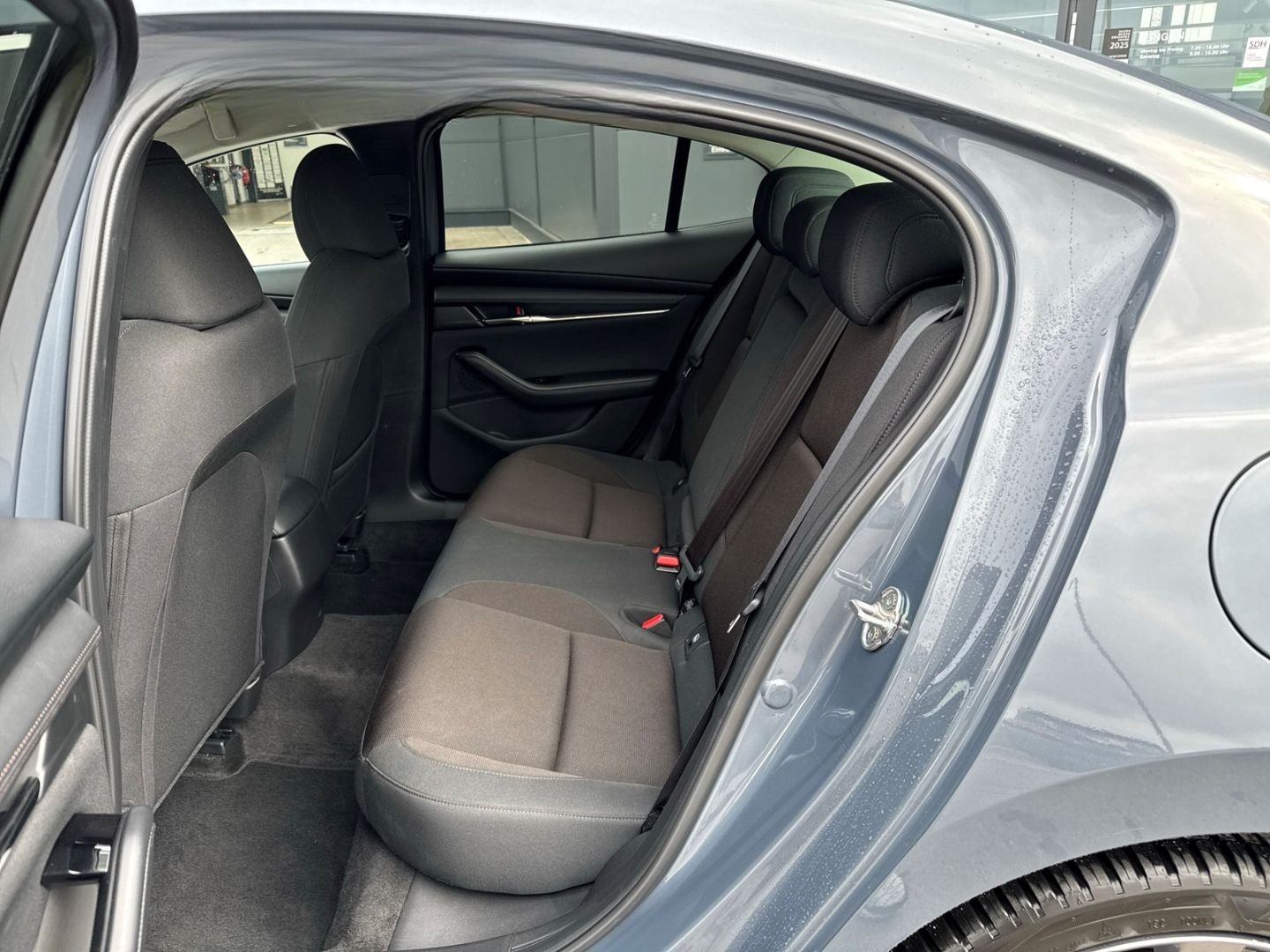 Mazda 3 Exclusive-Line HeadUP LED Keyless Totwinkelass foto 13