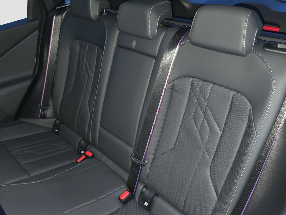 BMW X3 M50 AT Panorama Klimaaut. AHK Memory vorn foto 14