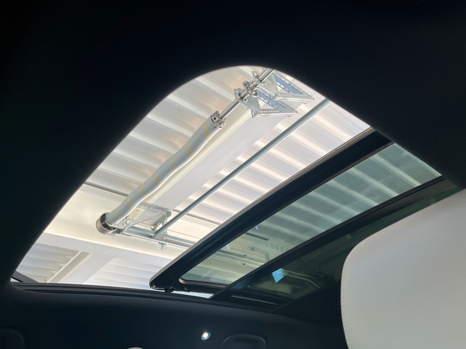 BYD SEAL 6 DM-i TOURING Comfort/360°/HUD/SHZ/PANO-DA foto 16