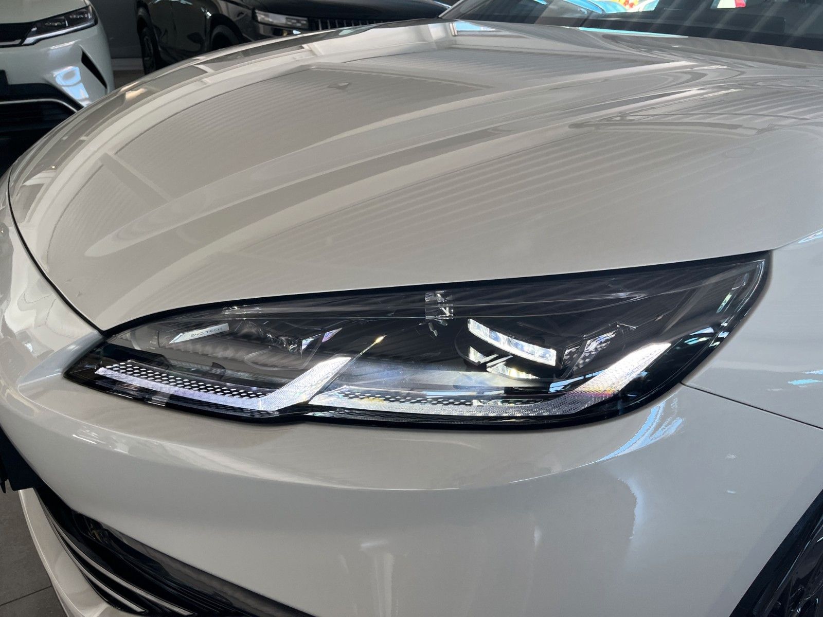 BYD SEAL 6 DM-i TOURING Comfort/360°/HUD/SHZ/PANO-DA foto 20