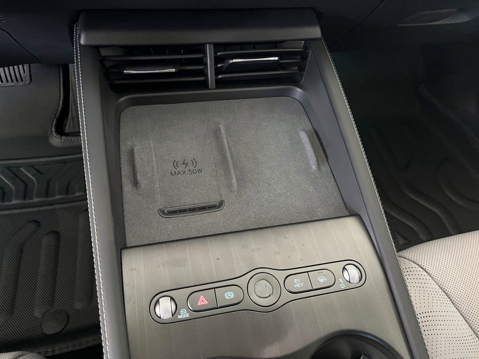 BYD SEAL 6 DM-i TOURING Comfort/360°/HUD/SHZ/PANO-DA foto 13